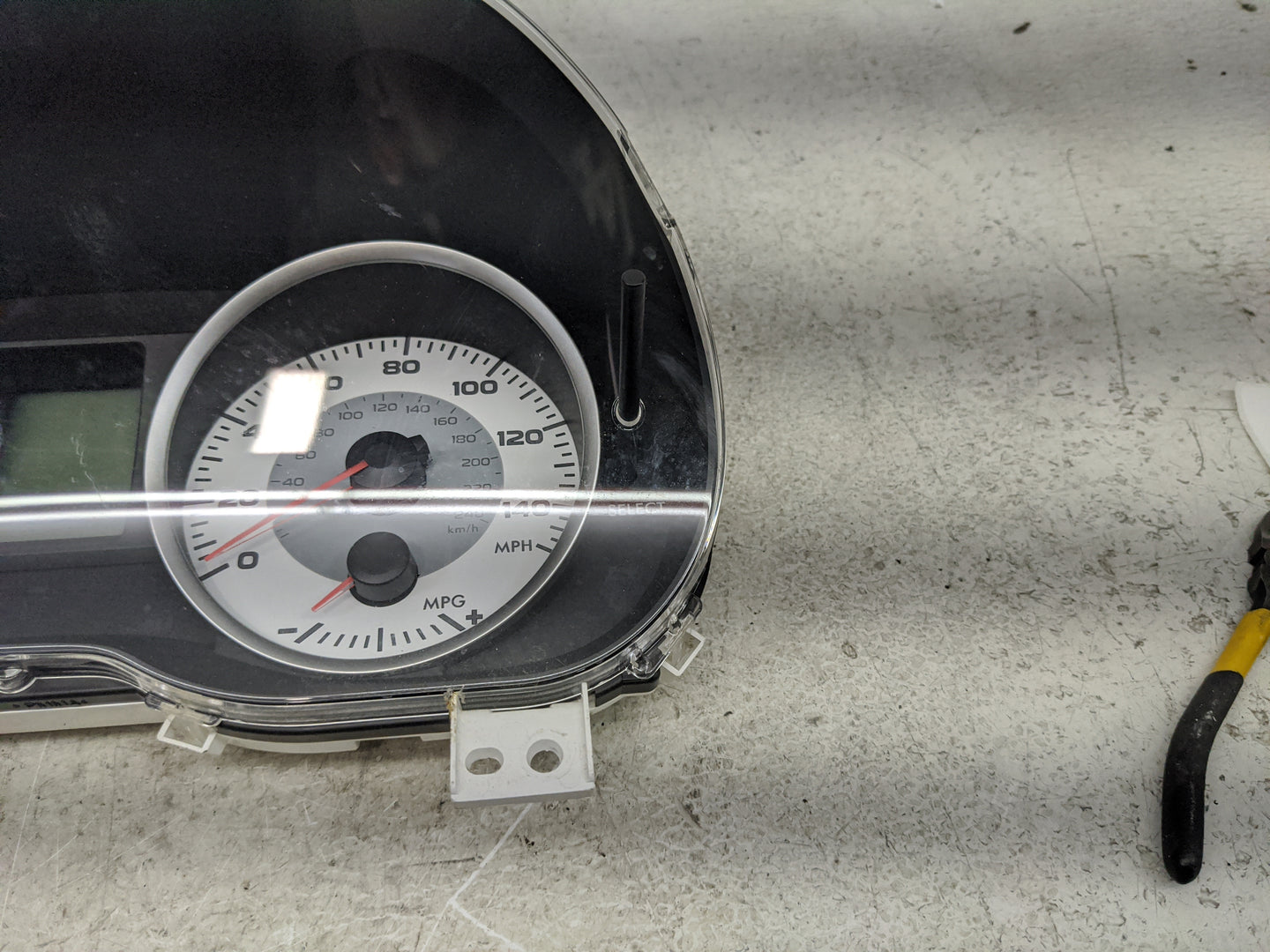 2014 Subaru Impreza Instrument Cluster Speedometer Gauges P/N:85012FJ5 0915301143274 Miles:112K Fits OEM Used Auto Parts - O