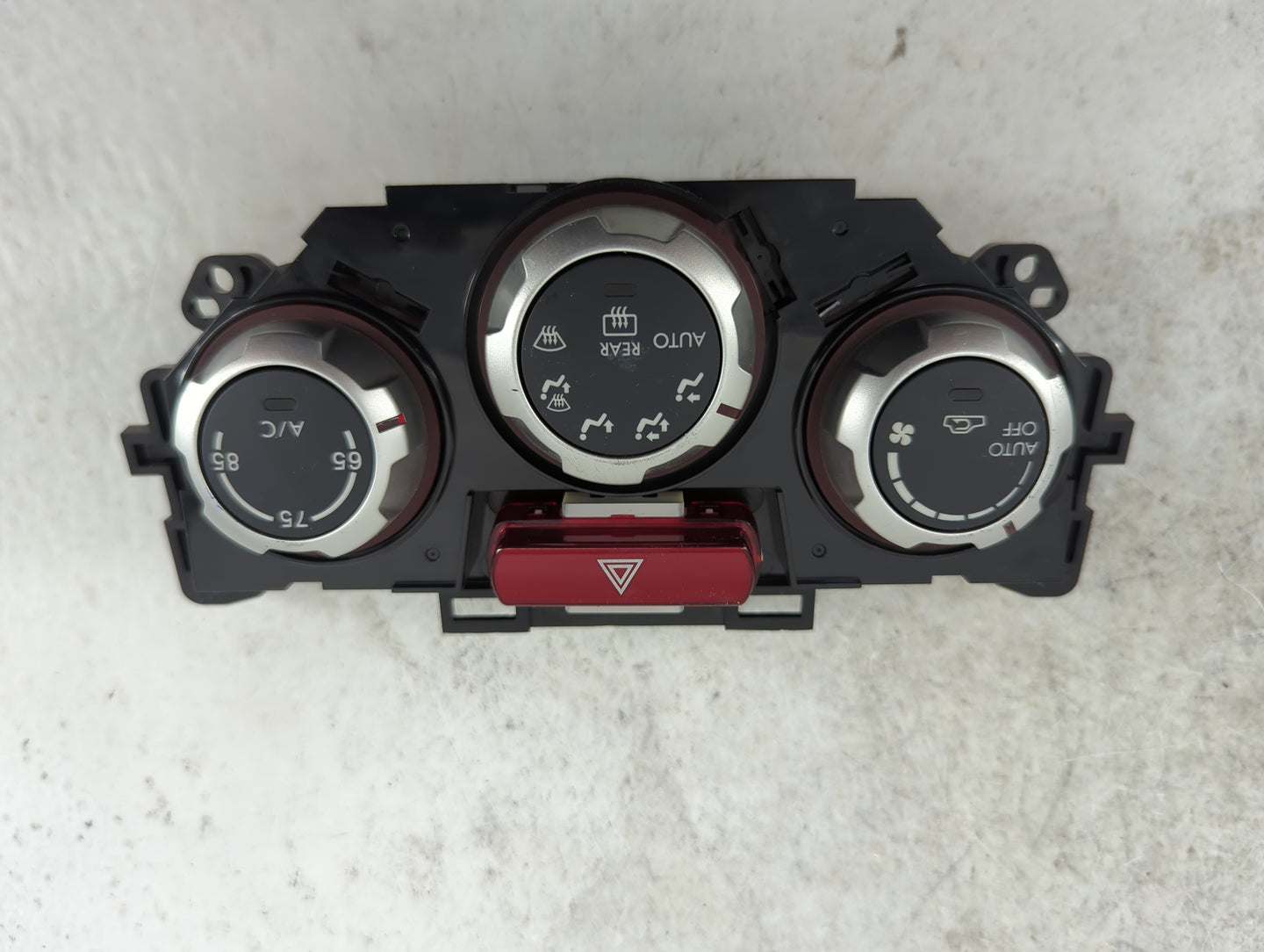 2014 Subaru Impreza Climate Control Module Temperature AC/Heater Replacement P/N:72311SC240 T10159G6V Fits OEM Used Auto Par