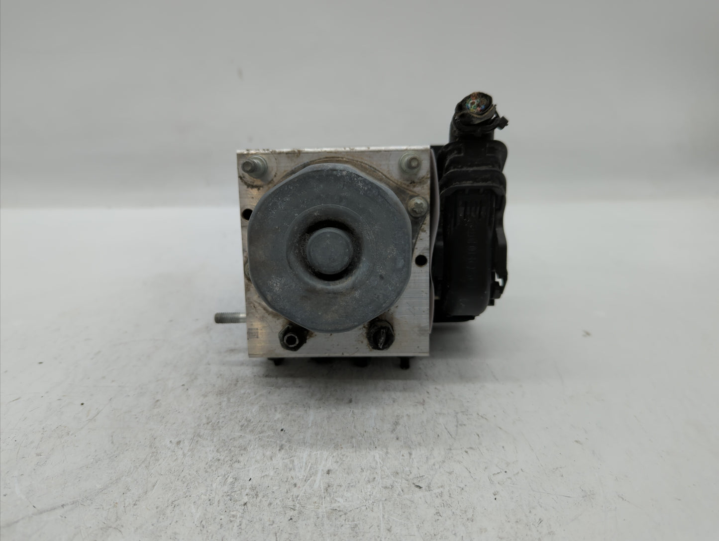 2014 Subaru Impreza ABS Pump Control Module Replacement Fits OEM Used Auto Parts - Oemusedautoparts1.com