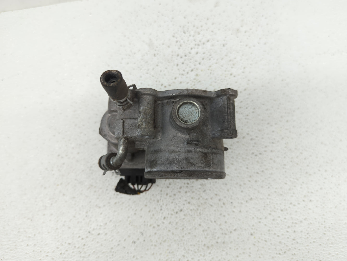 2012-2016 Subaru Impreza Throttle Body P/N:16112AA380 Fits Fits 2011 2012 2013 2014 2015 2016 2017 OEM Used Auto Parts - Oem