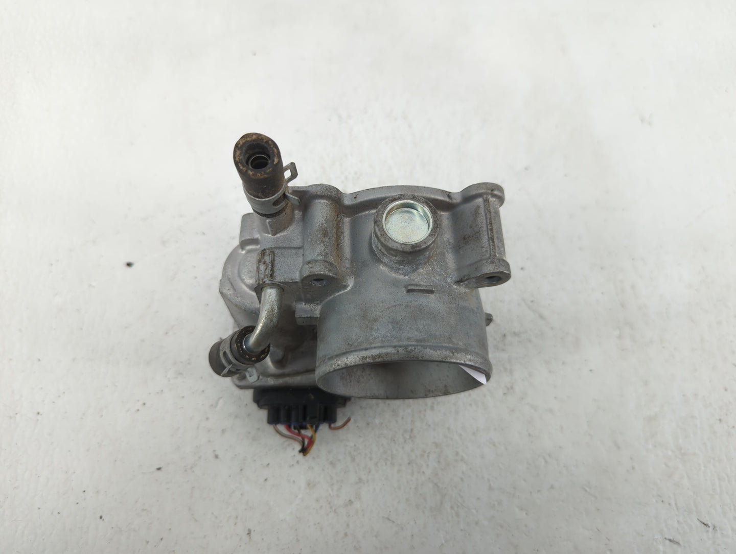 2012-2016 Subaru Impreza Throttle Body P/N:16112AA380 Fits Fits 2011 2012 2013 2014 2015 2016 2017 2018 OEM Used Auto Parts 