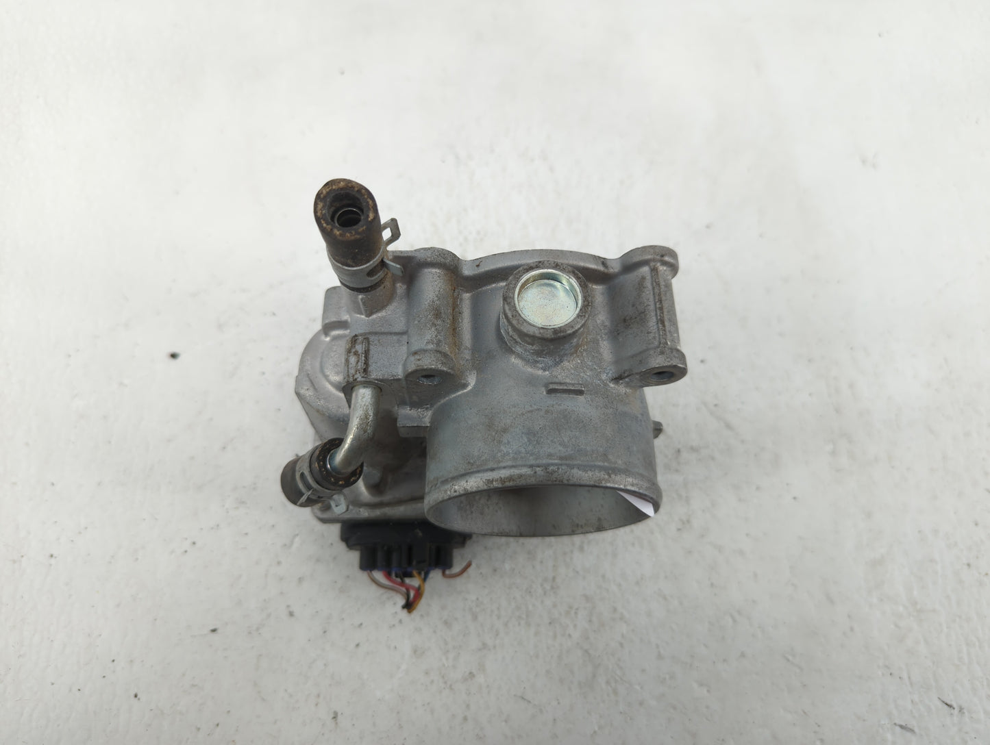 2012-2016 Subaru Impreza Throttle Body P/N:16112AA380 Fits Fits 2011 2012 2013 2014 2015 2016 2017 2018 OEM Used Auto Parts 