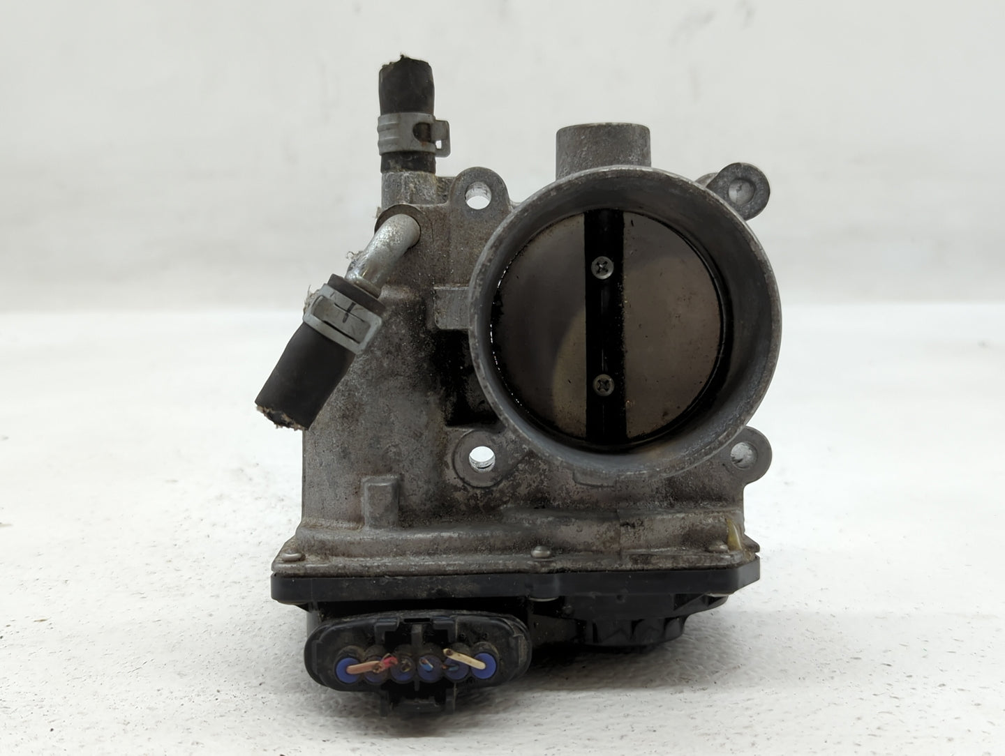 2012-2016 Subaru Impreza Throttle Body P/N:16112AA380 Fits Fits 2011 2012 2013 2014 2015 2016 2017 2018 OEM Used Auto Parts 