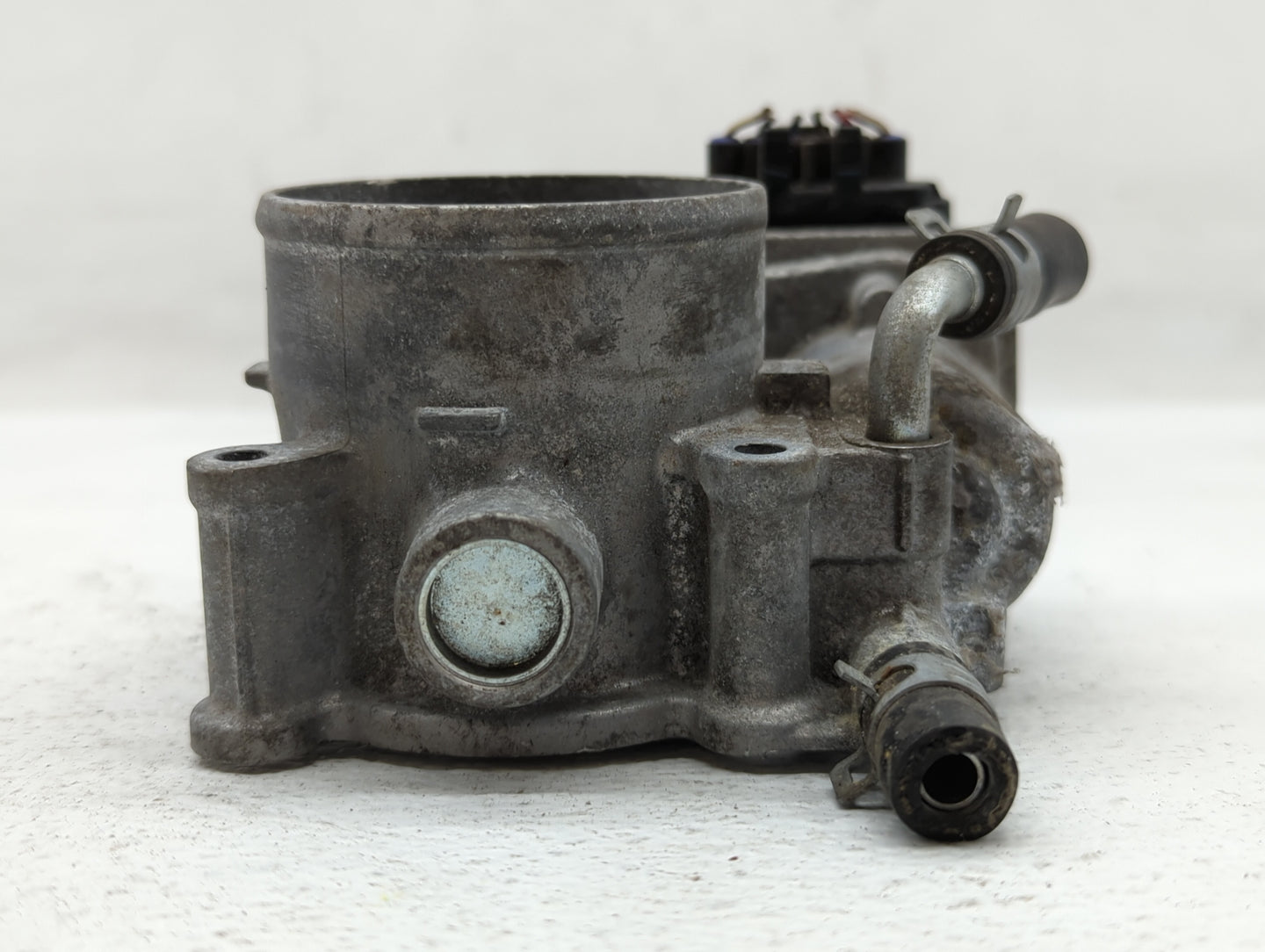 2012-2016 Subaru Impreza Throttle Body P/N:16112AA380 Fits Fits 2011 2012 2013 2014 2015 2016 2017 2018 OEM Used Auto Parts 