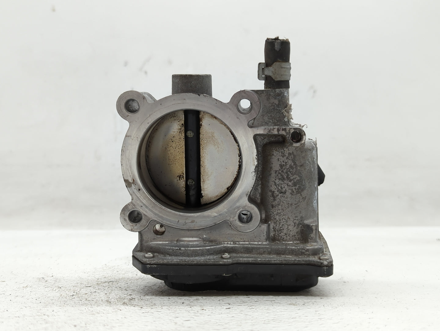 2012-2016 Subaru Impreza Throttle Body P/N:16112AA380 Fits Fits 2011 2012 2013 2014 2015 2016 2017 2018 OEM Used Auto Parts 