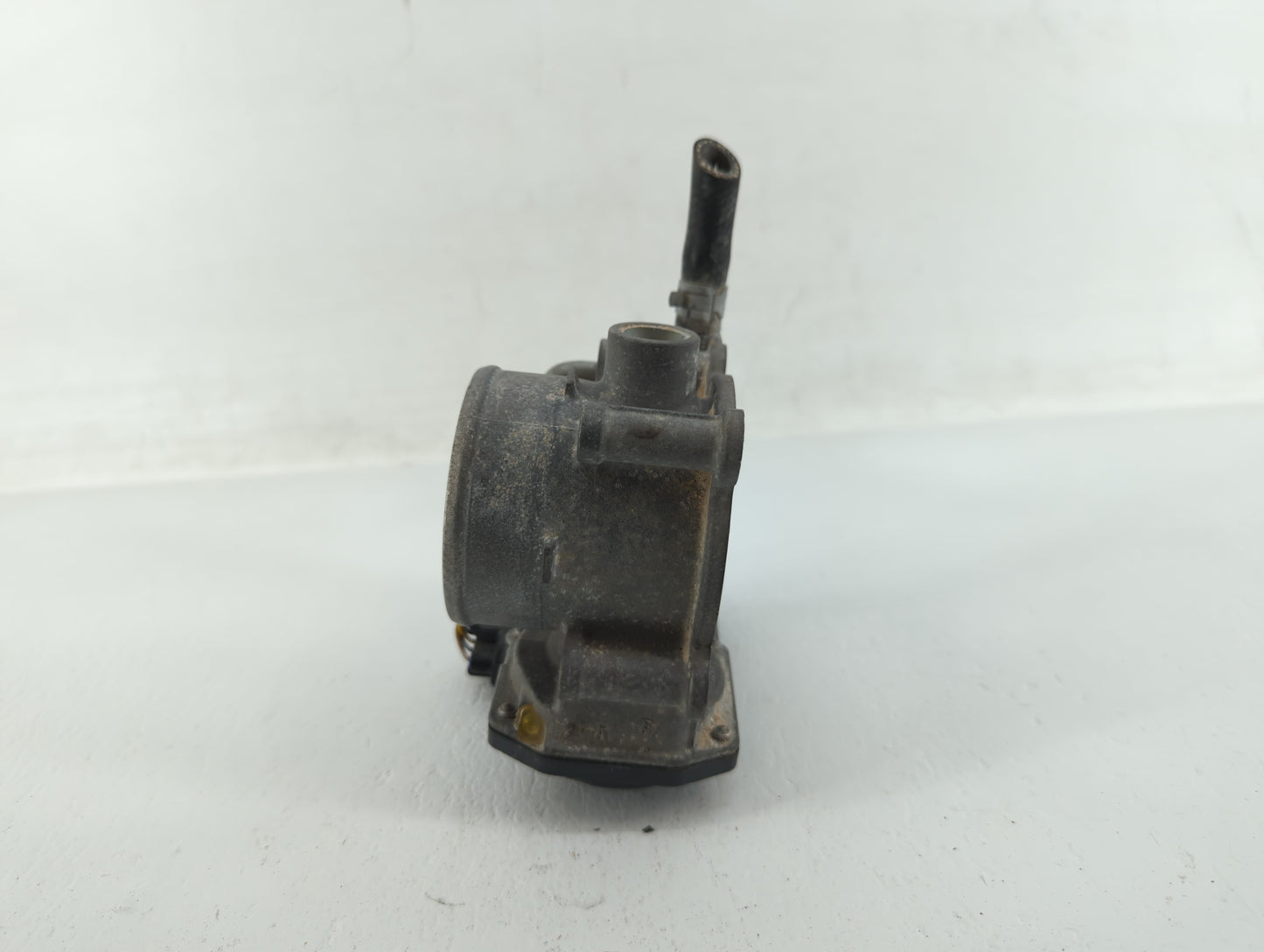 2012-2016 Subaru Impreza Throttle Body P/N:16112AA380 Fits Fits 2011 2012 2013 2014 2015 2016 2017 2018 OEM Used Auto Parts 