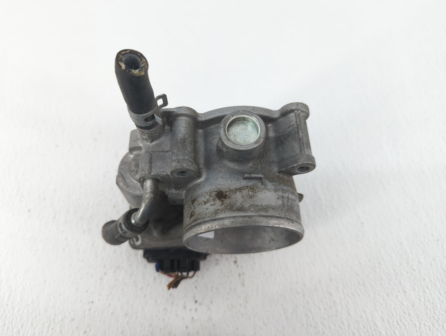 2012-2016 Subaru Impreza Throttle Body P/N:16112AA380 Fits Fits 2011 2012 2013 2014 2015 2016 2017 2018 OEM Used Auto Parts 