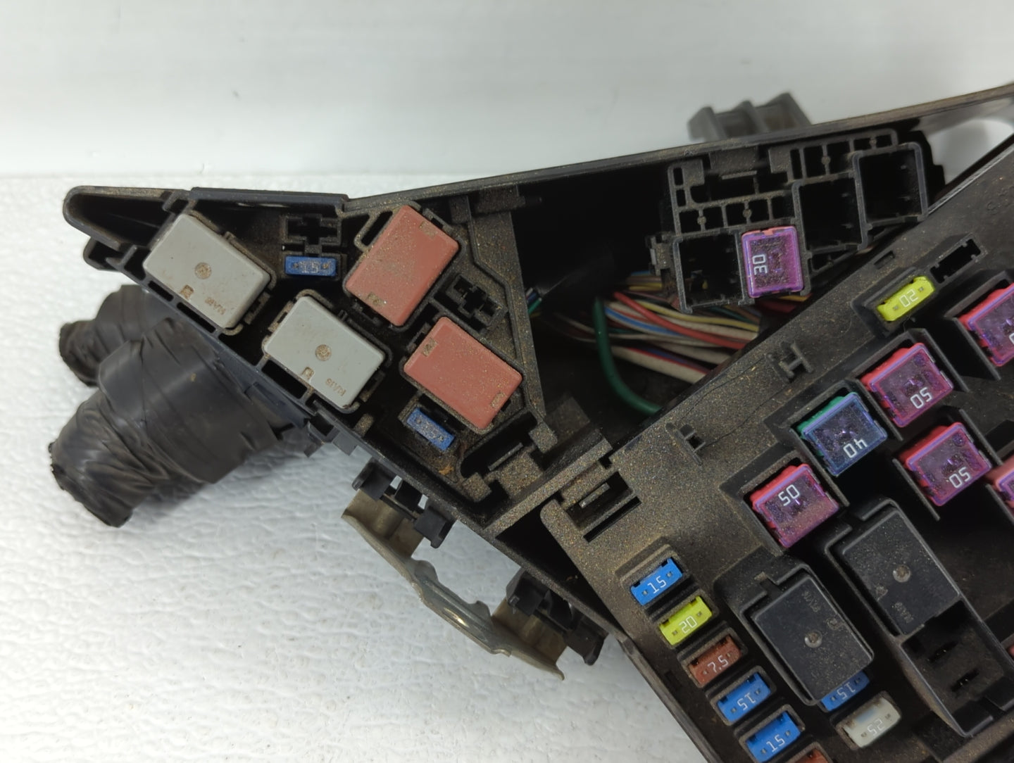 2012-2014 Subaru Impreza Fusebox Fuse Box Panel Relay Module P/N:82241FJ050 Fits Fits 2012 2013 2014 OEM Used Auto Parts - O