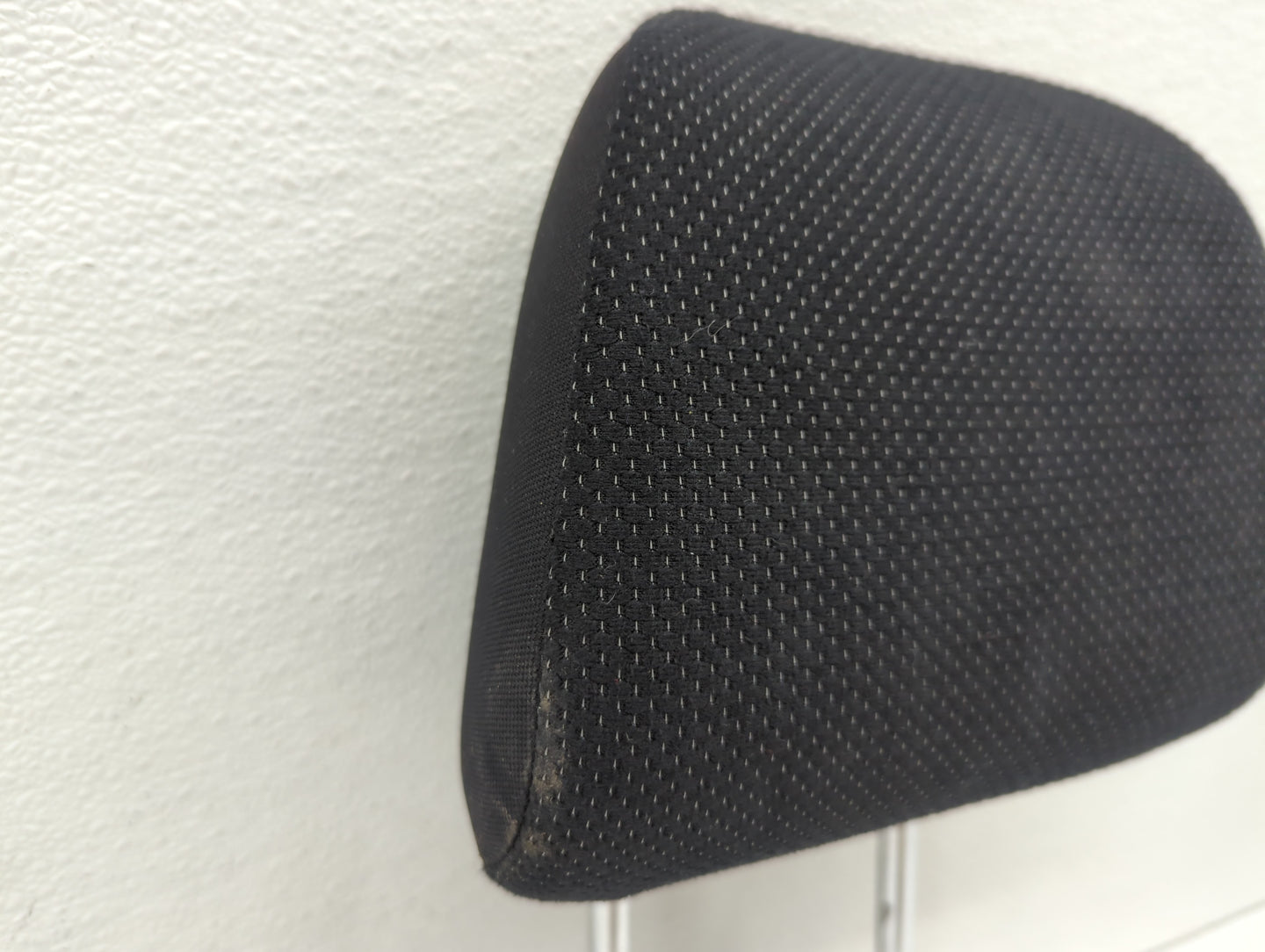 2012-2016 Subaru Impreza Headrest Head Rest Front Driver Passenger Seat - Oemusedautoparts1.com