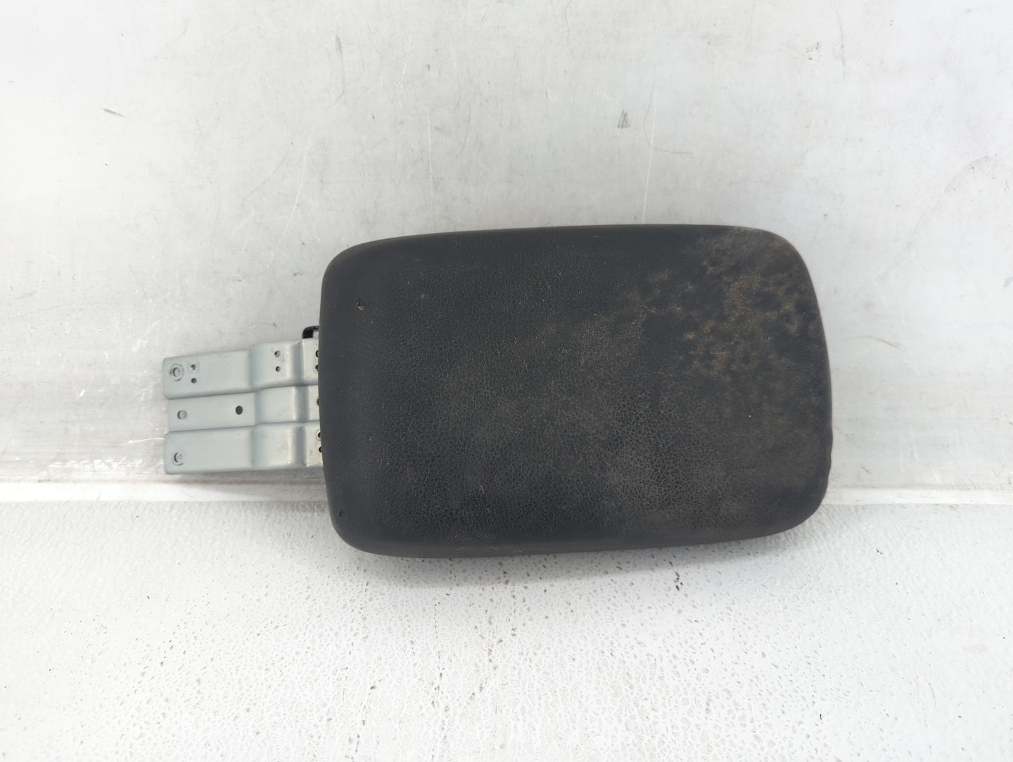 2014 Subaru Impreza Center Console Armrest Cover Lid Black - Oemusedautoparts1.com