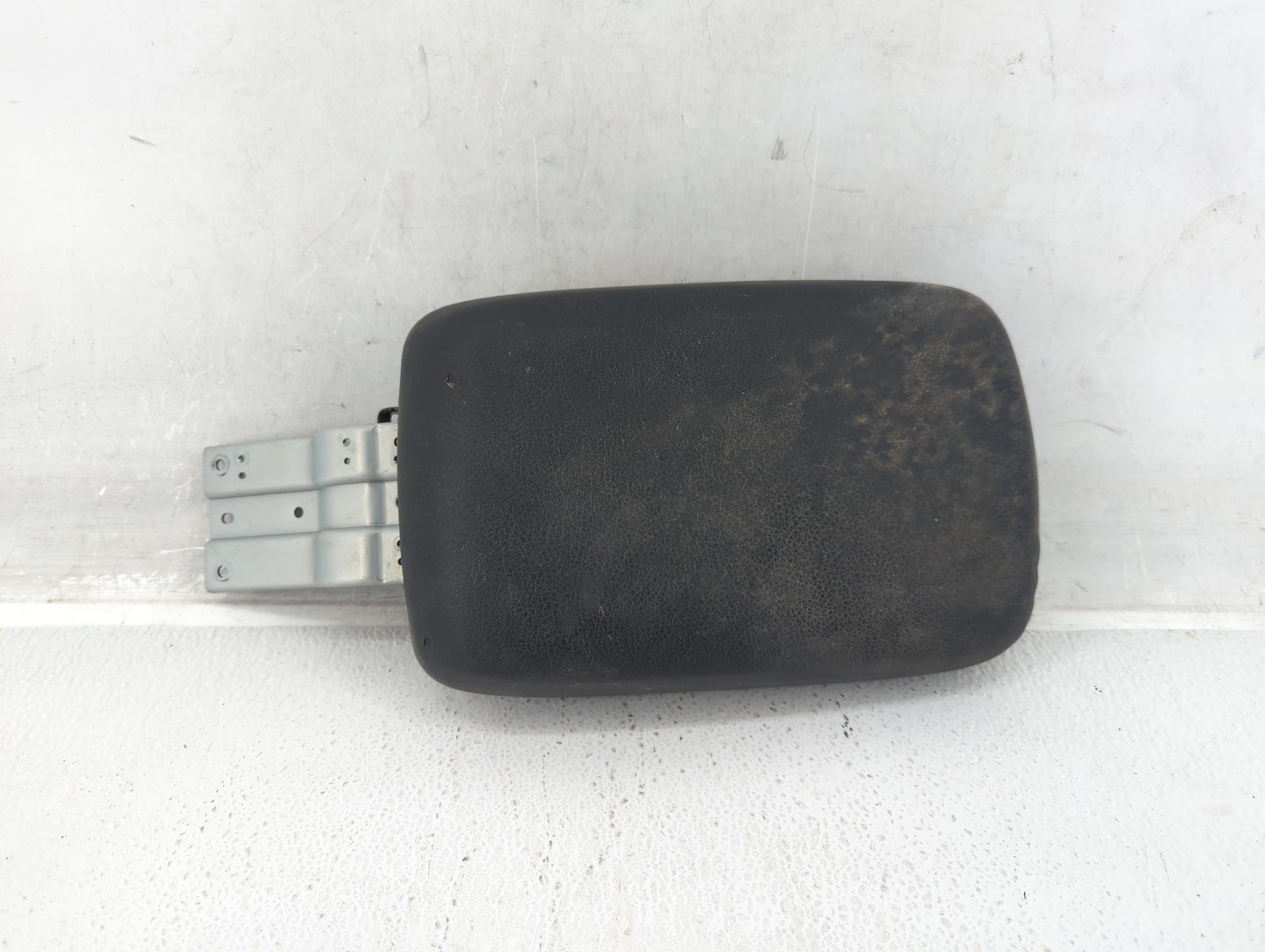 2014 Subaru Impreza Center Console Armrest Cover Lid Black - Oemusedautoparts1.com