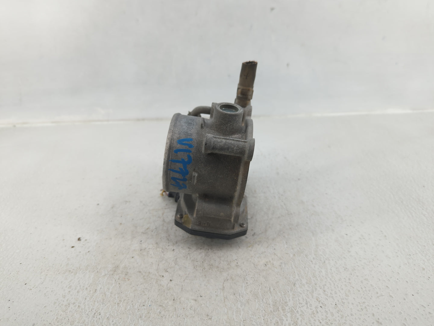 2012-2016 Subaru Impreza Throttle Body P/N:16112AA380 Fits Fits 2011 2012 2013 2014 2015 2016 2017 2018 OEM Used Auto Parts 