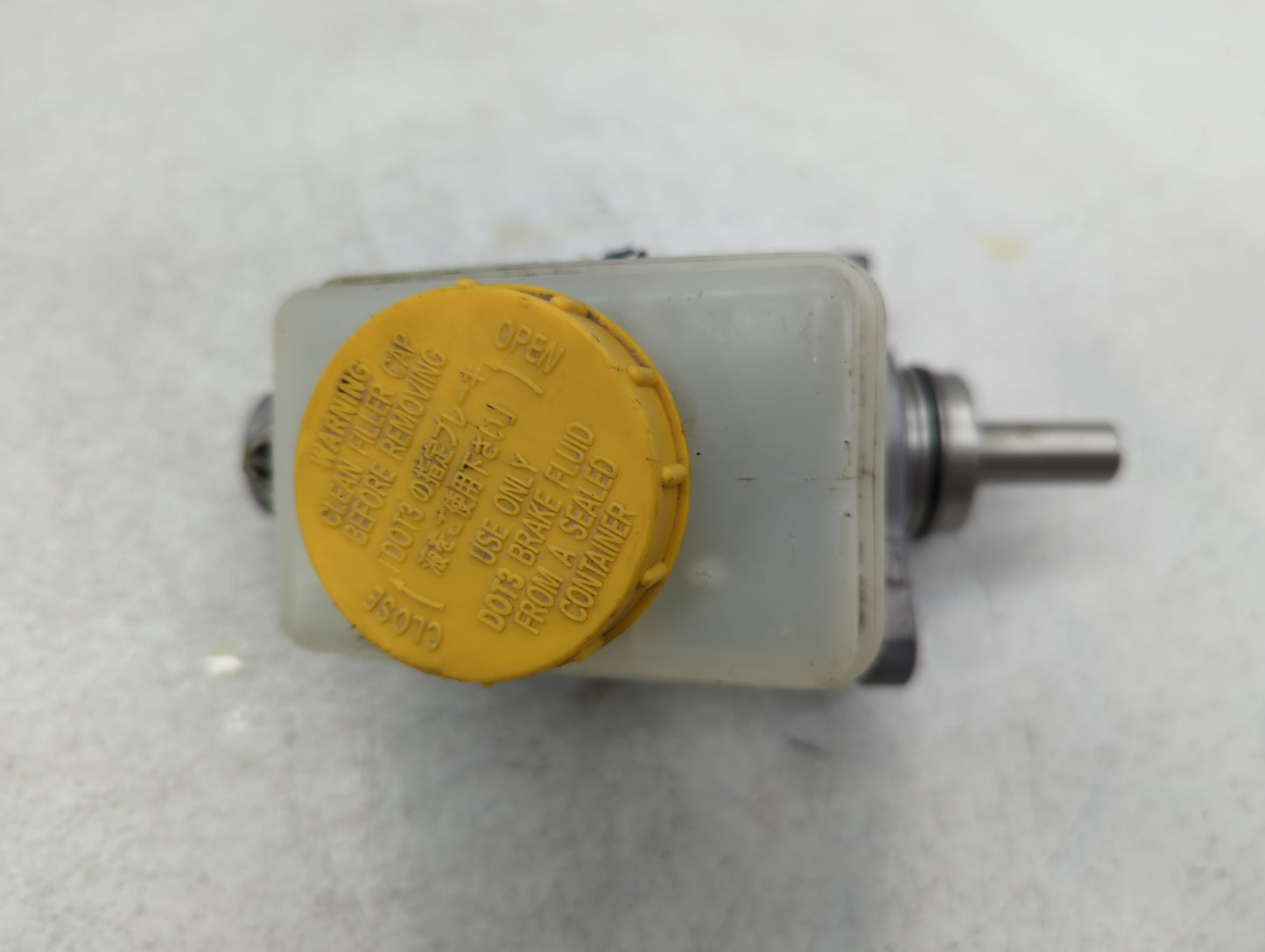 2008-2014 Subaru Impreza Brake Master Cylinder 609741 - Oemusedautoparts1.com