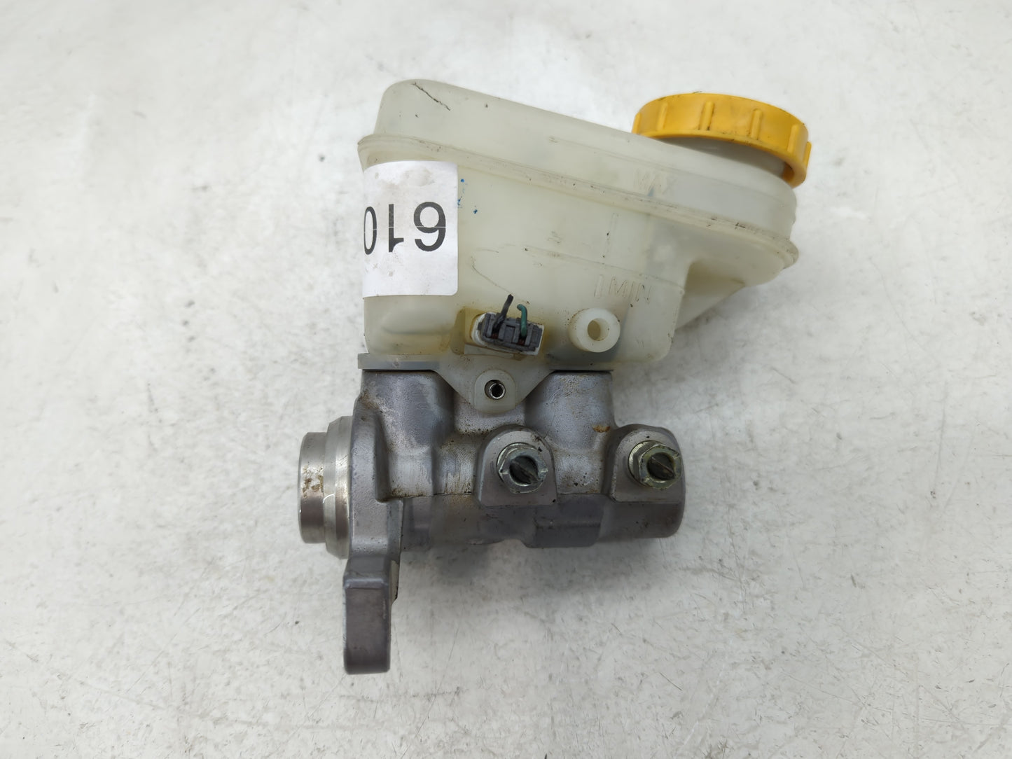 2012-2015 Subaru Impreza Brake Master Cylinder - Oemusedautoparts1.com