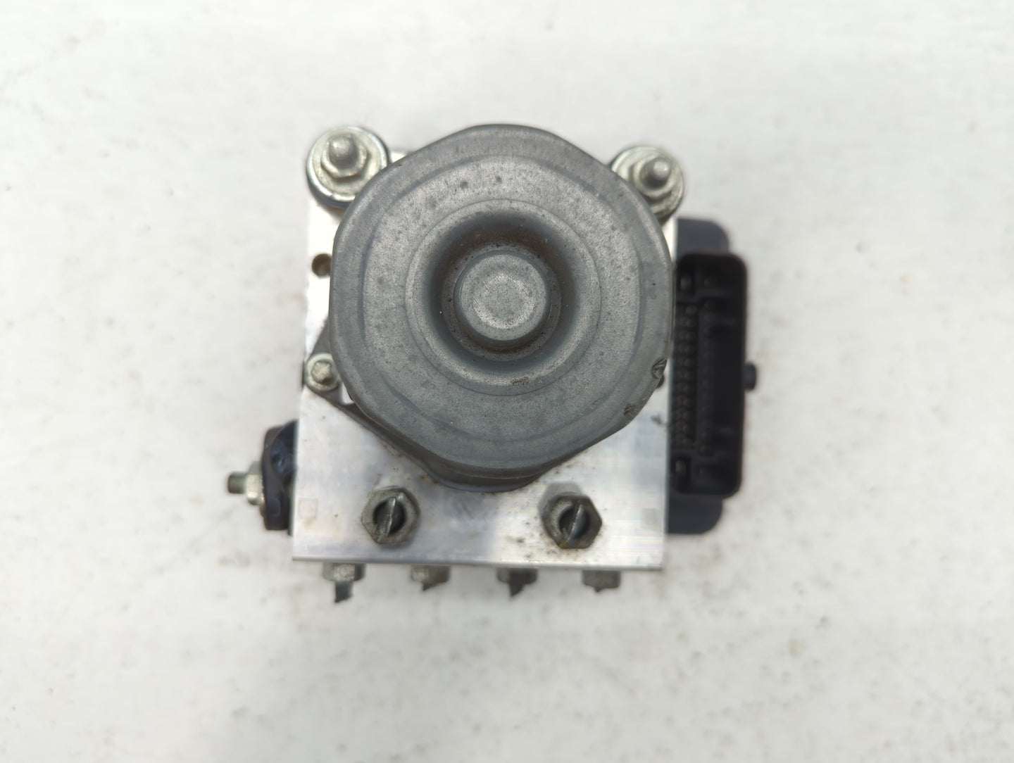 2013-2014 Subaru Impreza ABS Pump Control Module Replacement P/N:269 529 27536F J190 Fits Fits 2013 2014 OEM Used Auto Parts