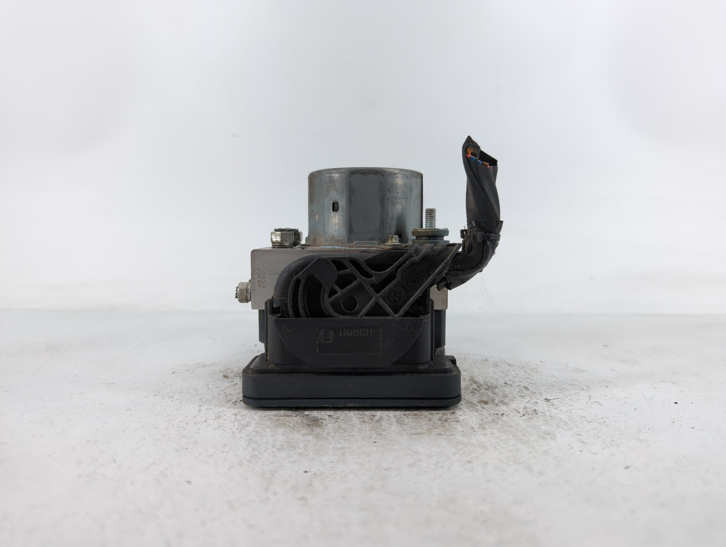 2013-2014 Subaru Impreza ABS Pump Control Module Replacement P/N:27536F J190 269 529 Fits Fits 2013 2014 OEM Used Auto Parts