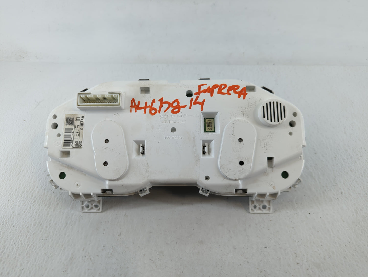 2014 Subaru Impreza Instrument Cluster Speedometer Gauges P/N:0406171143278 85012FJ510 Fits OEM Used Auto Parts - Oemusedaut