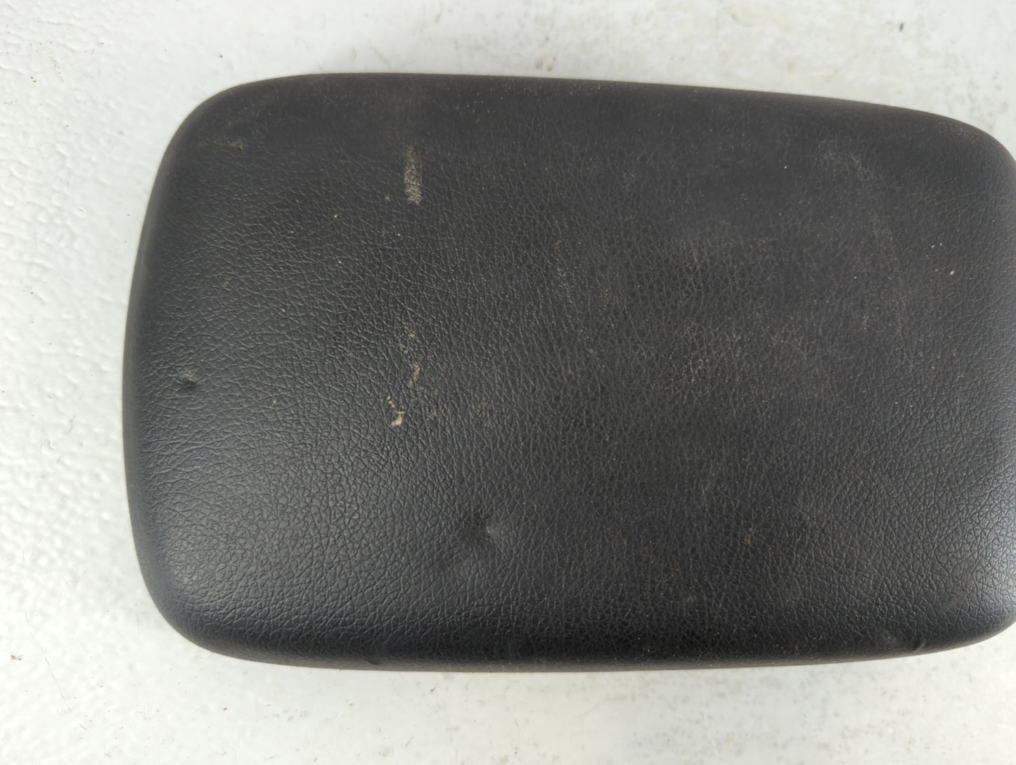2014 Subaru Impreza Center Console Armrest Cover Lid Fits OEM Used Auto Parts - Oemusedautoparts1.com