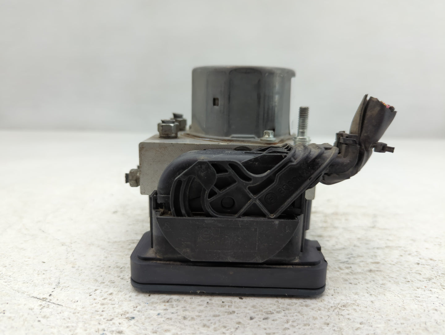 2013-2014 Subaru Impreza ABS Pump Control Module Replacement P/N:269 529 27536F J190 Fits Fits 2013 2014 OEM Used Auto Parts