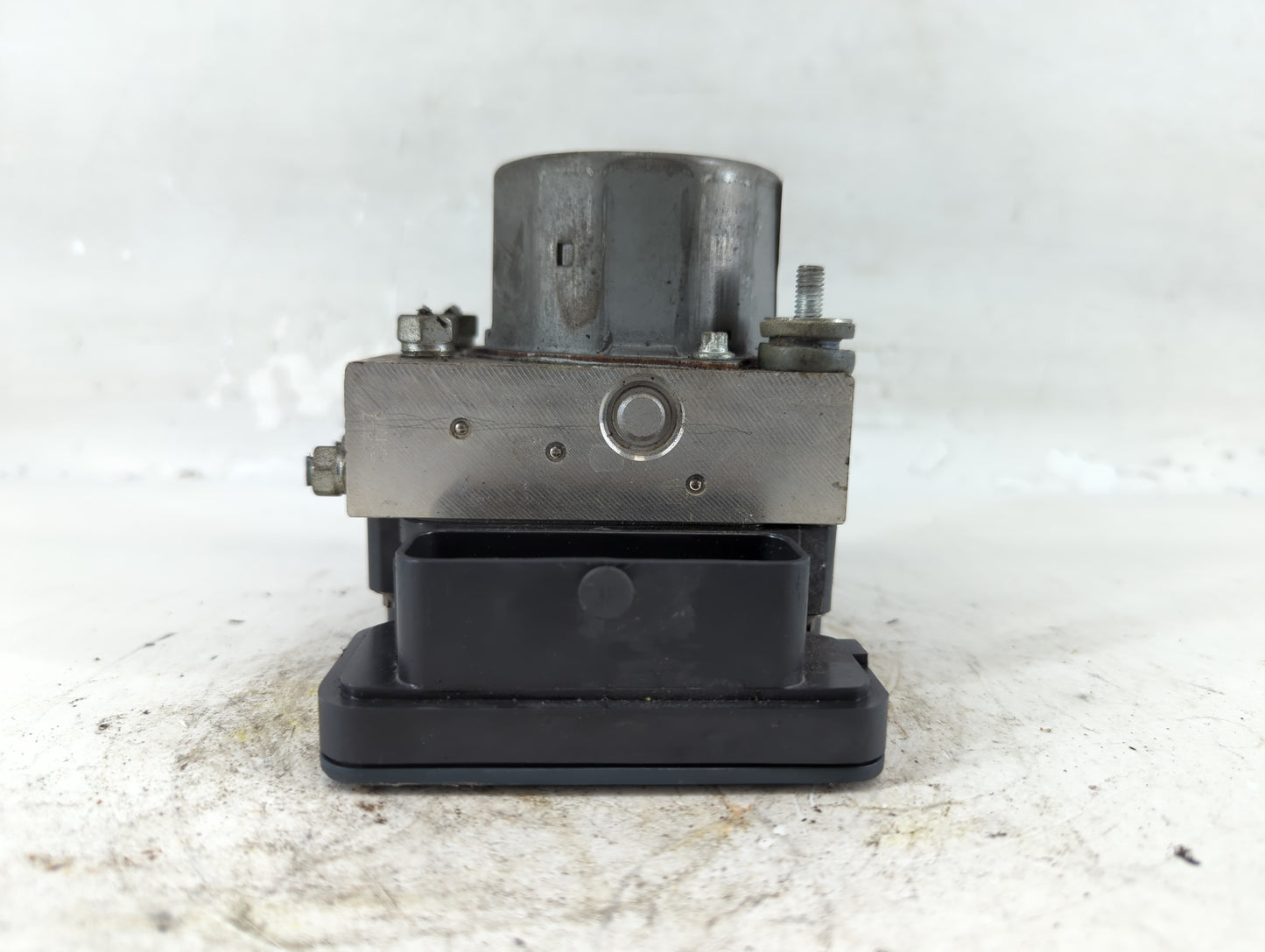 2013-2014 Subaru Impreza ABS Pump Control Module Replacement P/N:269 529 27536F J190 Fits Fits 2013 2014 OEM Used Auto Parts