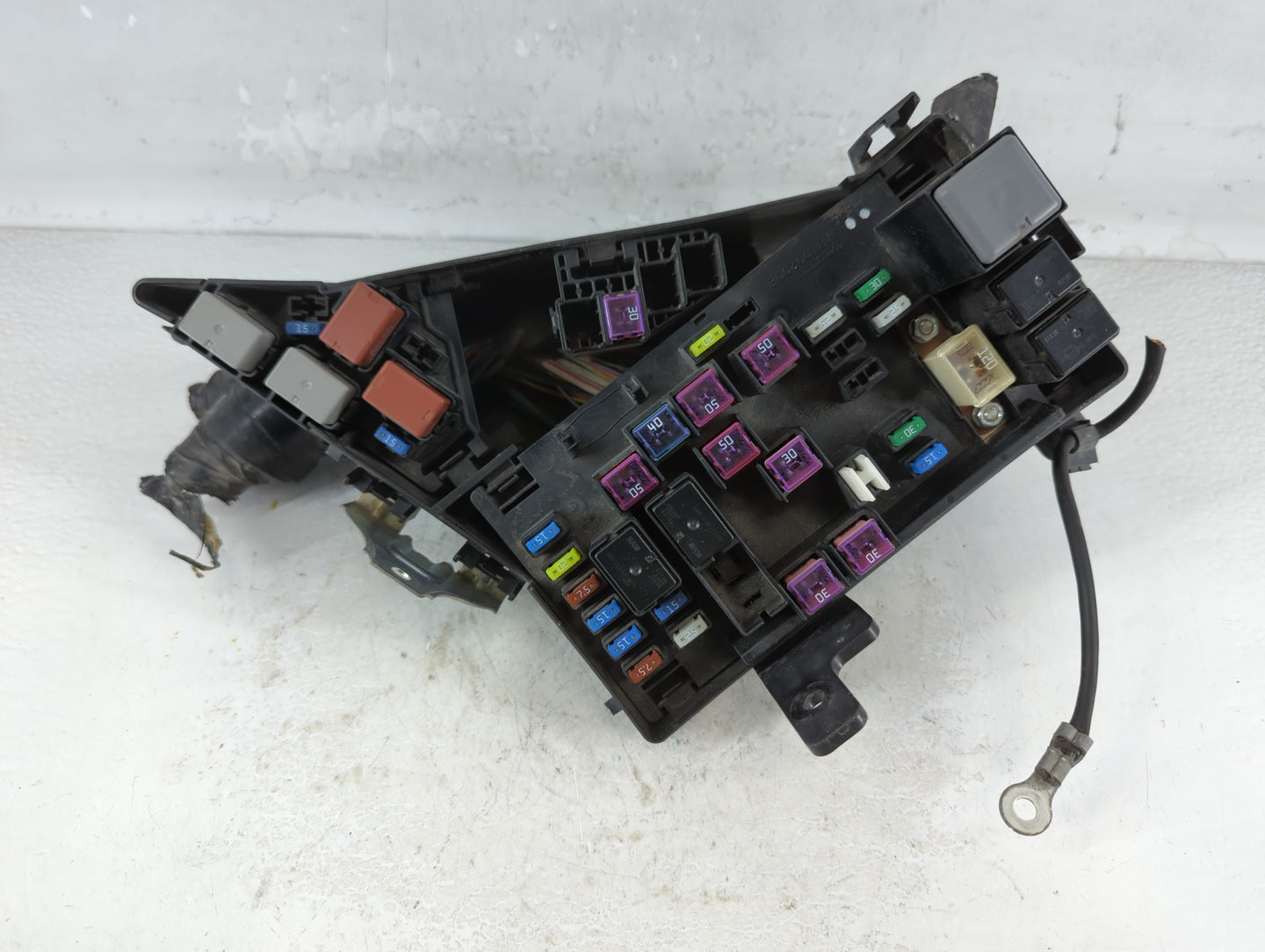2012-2014 Subaru Impreza Fusebox Fuse Box Panel Relay Module P/N:MB100200B Fits Fits 2012 2013 2014 OEM Used Auto Parts - Oe