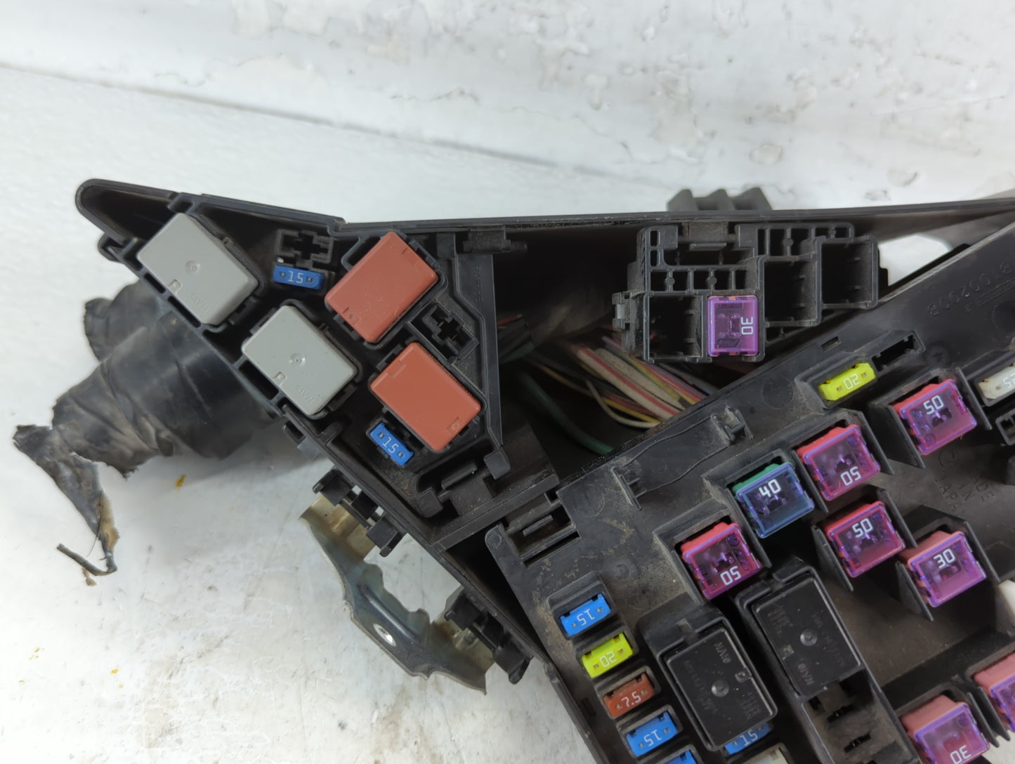 2012-2014 Subaru Impreza Fusebox Fuse Box Panel Relay Module P/N:MB100200B Fits Fits 2012 2013 2014 OEM Used Auto Parts - Oe