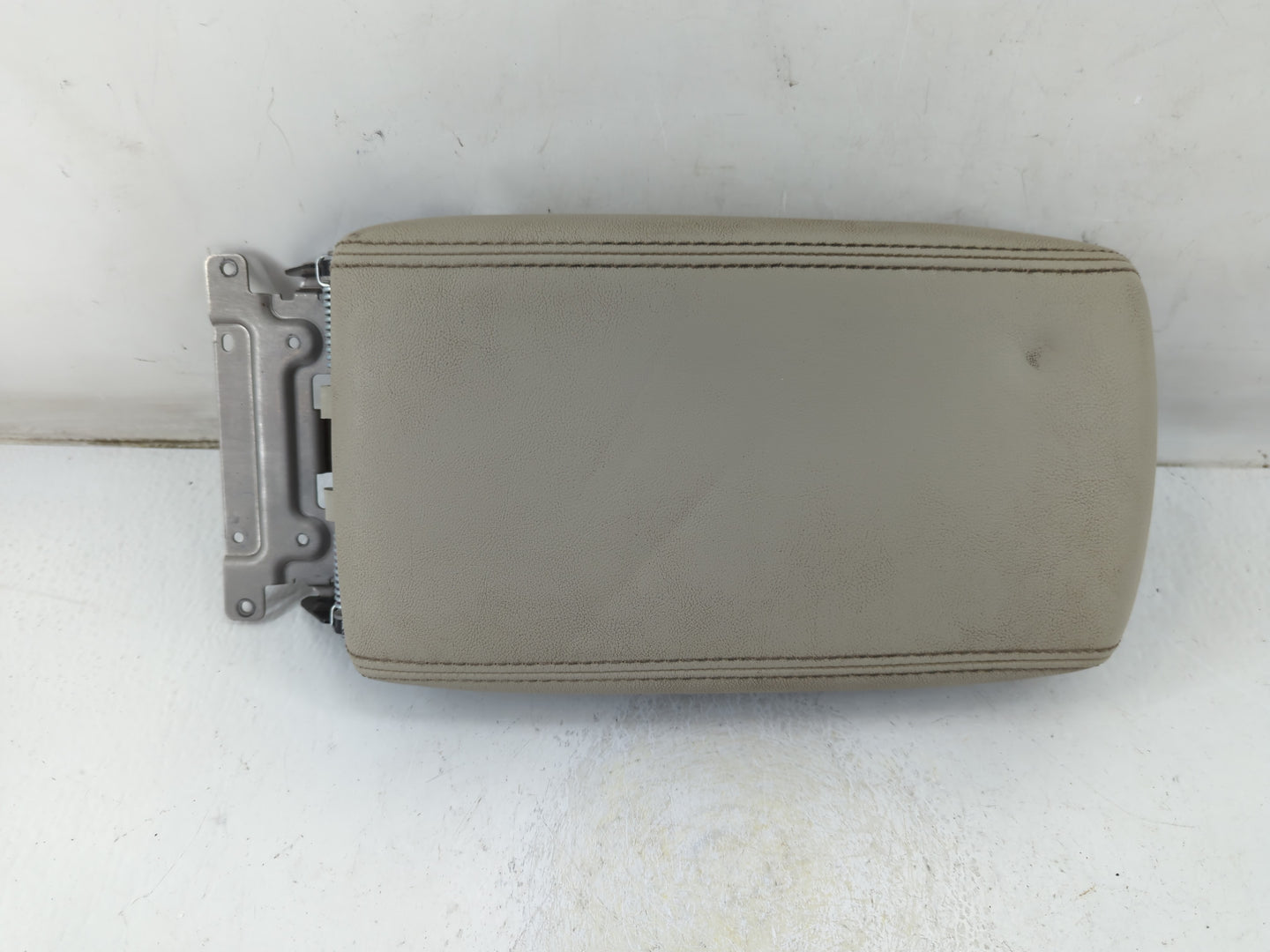 2014 Subaru Legacy Center Console Armrest Cover Lid Fits OEM Used Auto Parts - Oemusedautoparts1.com