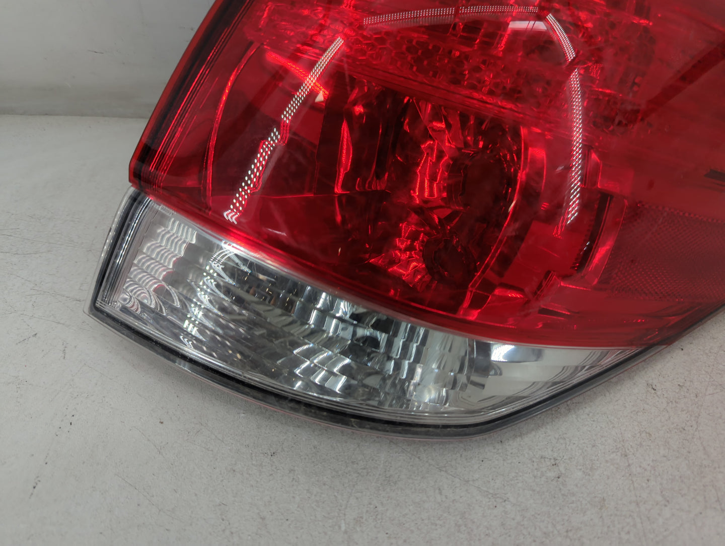 2010-2013 Subaru Legacy Tail Light Assembly Passenger Right OEM Fits Fits 2010 2011 2012 2013 OEM Used Auto Parts - Oemuseda