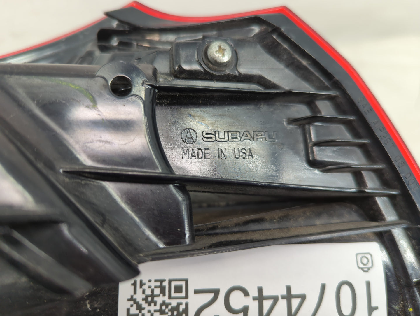 2010-2013 Subaru Legacy Tail Light Assembly Passenger Right OEM Fits Fits 2010 2011 2012 2013 OEM Used Auto Parts - Oemuseda