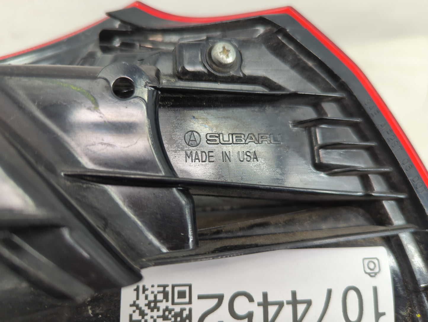 2010-2013 Subaru Legacy Tail Light Assembly Passenger Right OEM Fits Fits 2010 2011 2012 2013 OEM Used Auto Parts - Oemuseda