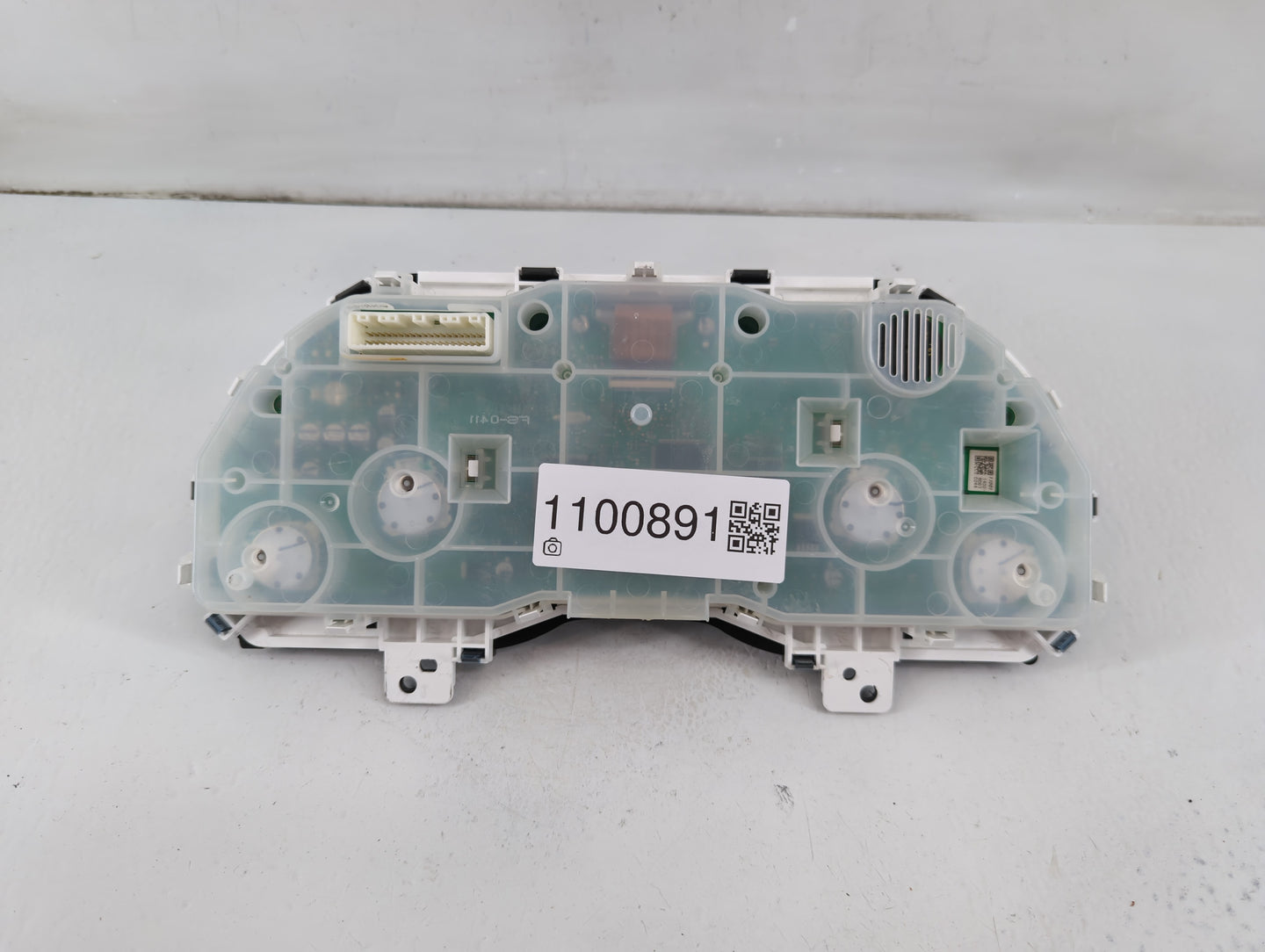 2013-2014 Subaru Legacy Instrument Cluster Speedometer Gauges P/N:1402-80970244 11001 Fits Fits 2013 2014 OEM Used Auto Part