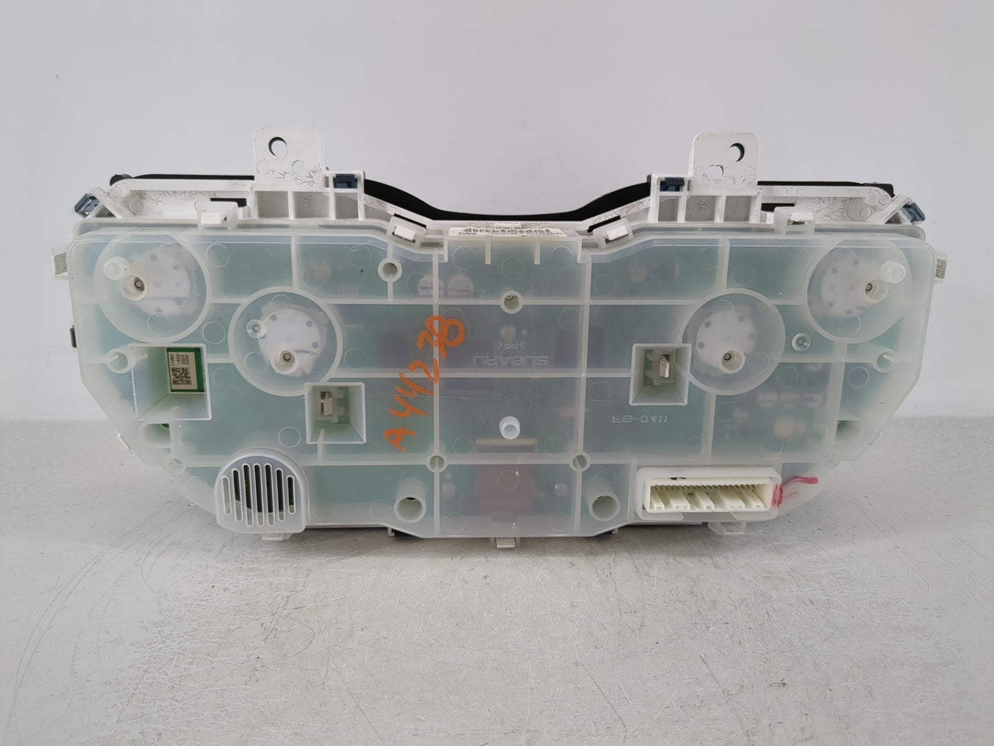 2013-2014 Subaru Legacy Instrument Cluster Speedometer Gauges P/N:85001AJ00A Fits Fits 2013 2014 OEM Used Auto Parts - Oemus