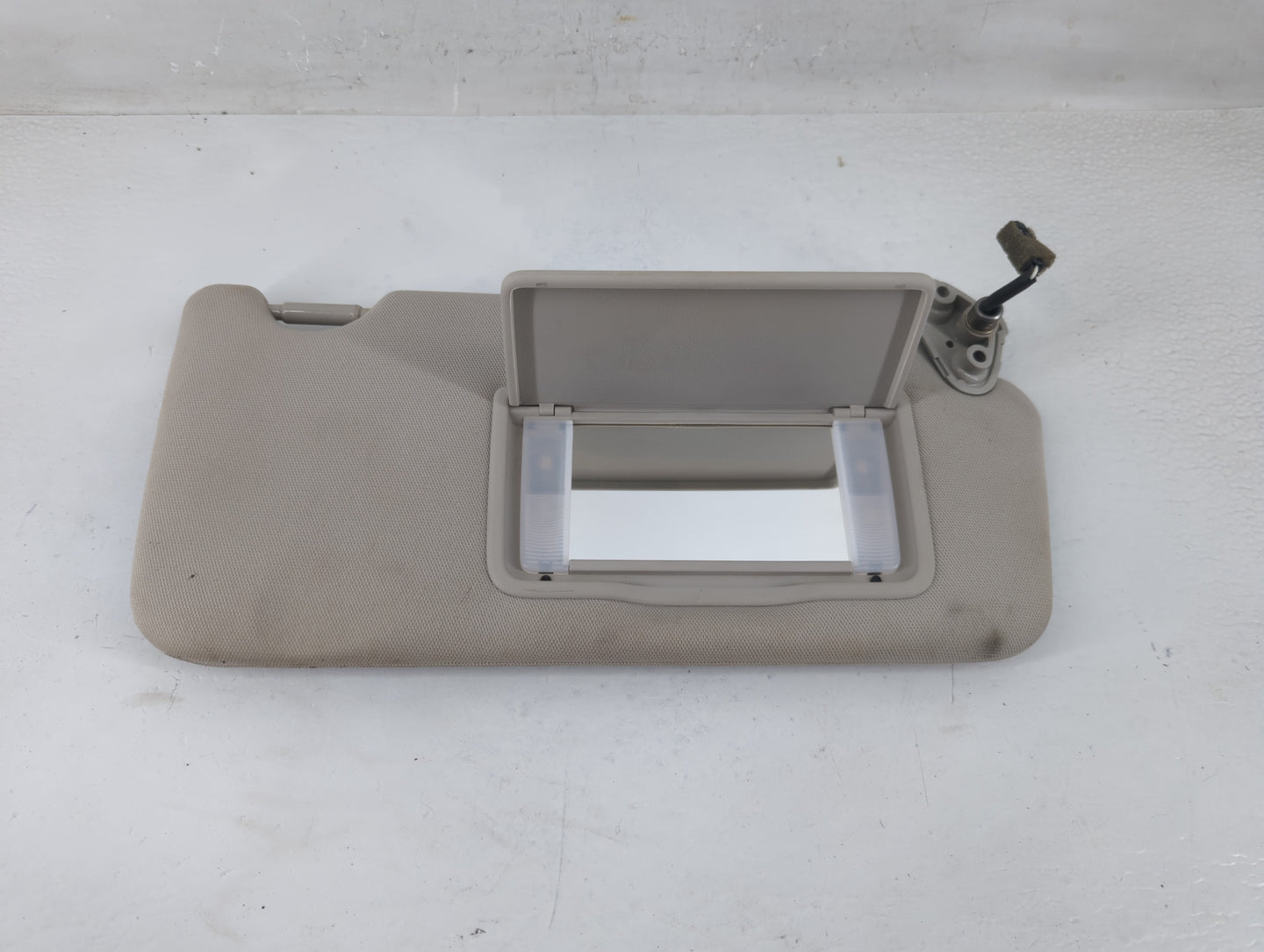 2010-2014 Subaru Legacy Sun Visor Shade Replacement Passenger Right Mirror Fits Fits 2010 2011 2012 2013 2014 OEM Used Auto 