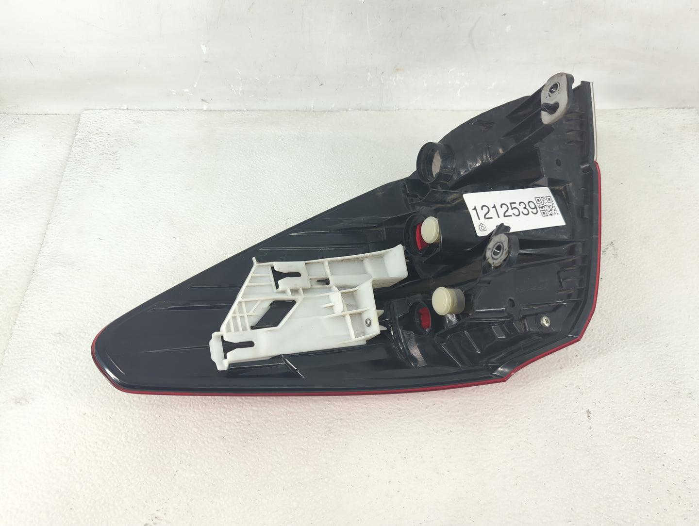 2010-2013 Subaru Legacy Tail Light Assembly Driver Left OEM P/N:2XL 946 093 Fits Fits 2010 2011 2012 2013 OEM Used Auto Part