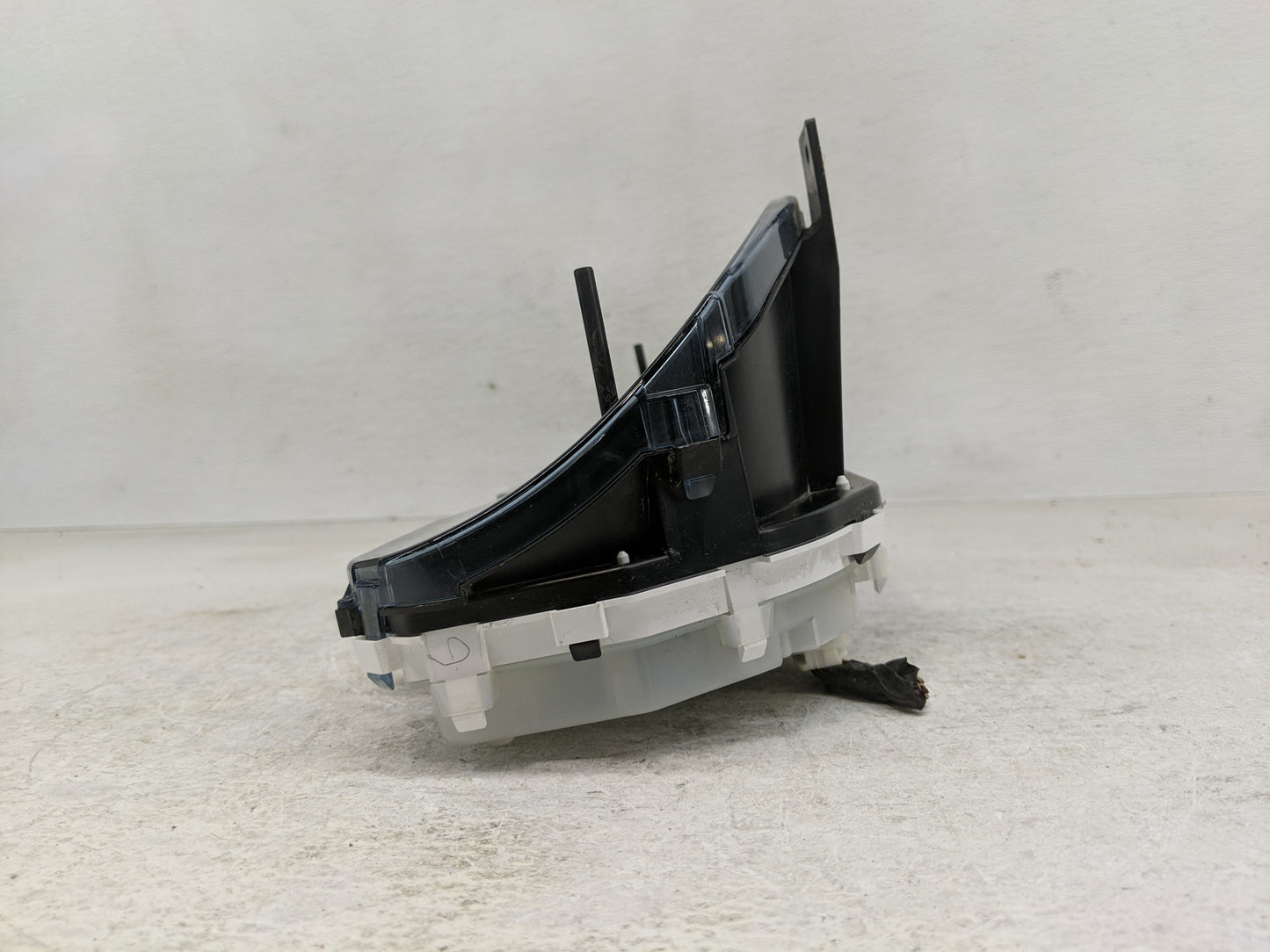 2014 Subaru Legacy Instrument Cluster Speedometer Gauges P/N:85001AJ04A Fits OEM Used Auto Parts - Oemusedautoparts1.com