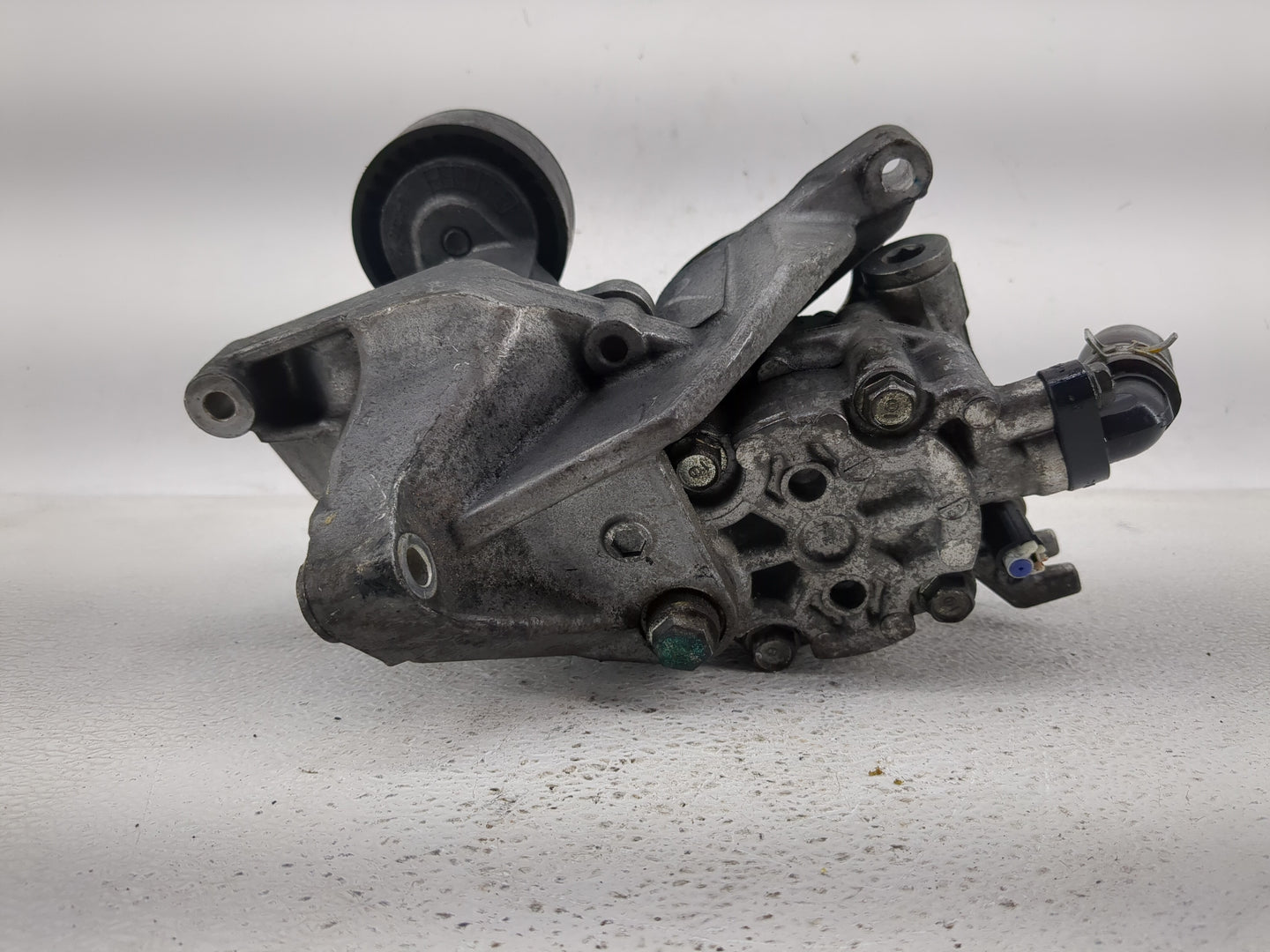 2013-2014 Subaru Legacy Power Steering Column Pump Oem - Oemusedautoparts1.com
