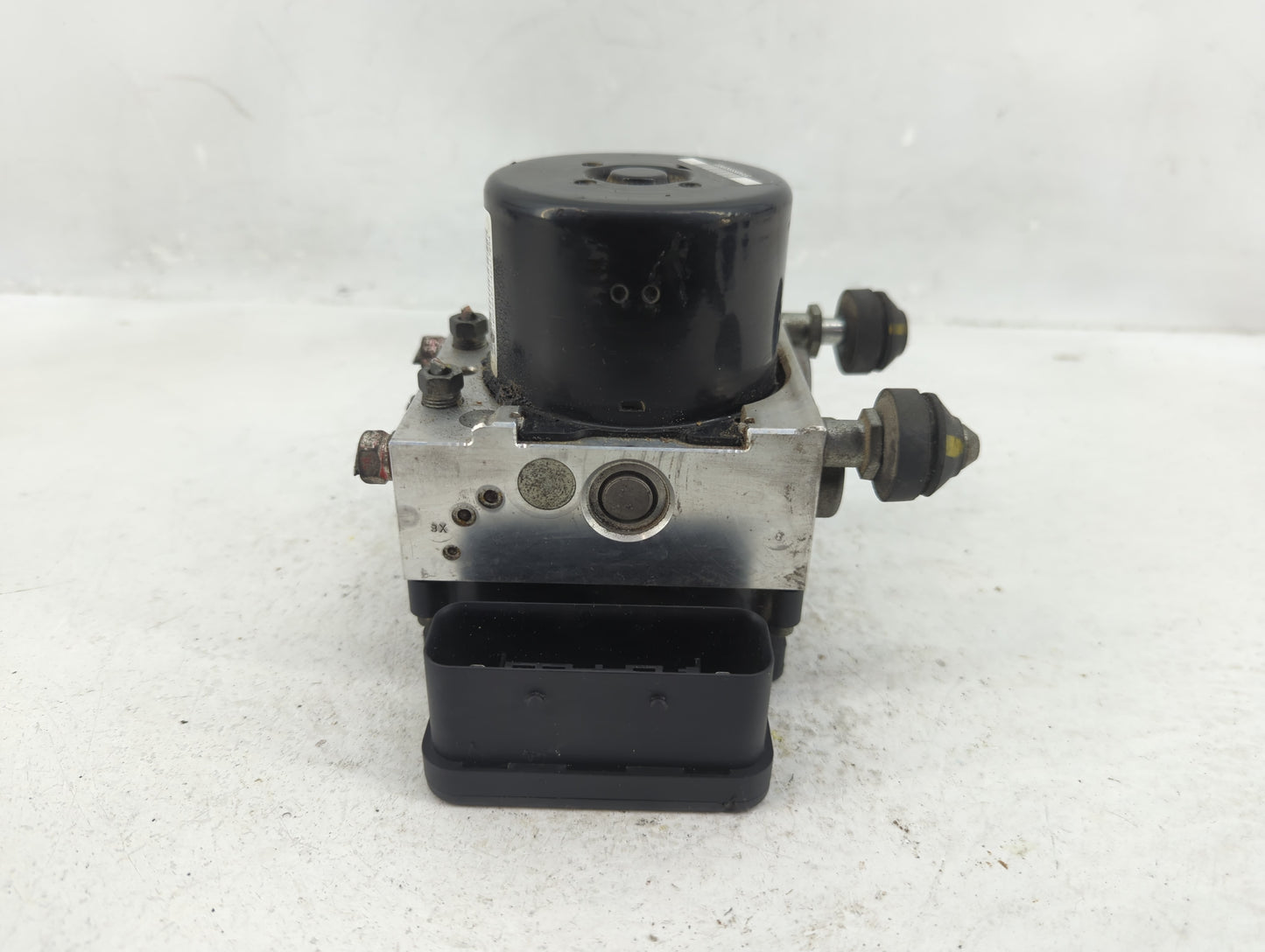 2013-2014 Subaru Legacy ABS Pump Control Module Replacement P/N:06.2109-6479.3 Fits Fits 2013 2014 OEM Used Auto Parts - Oem