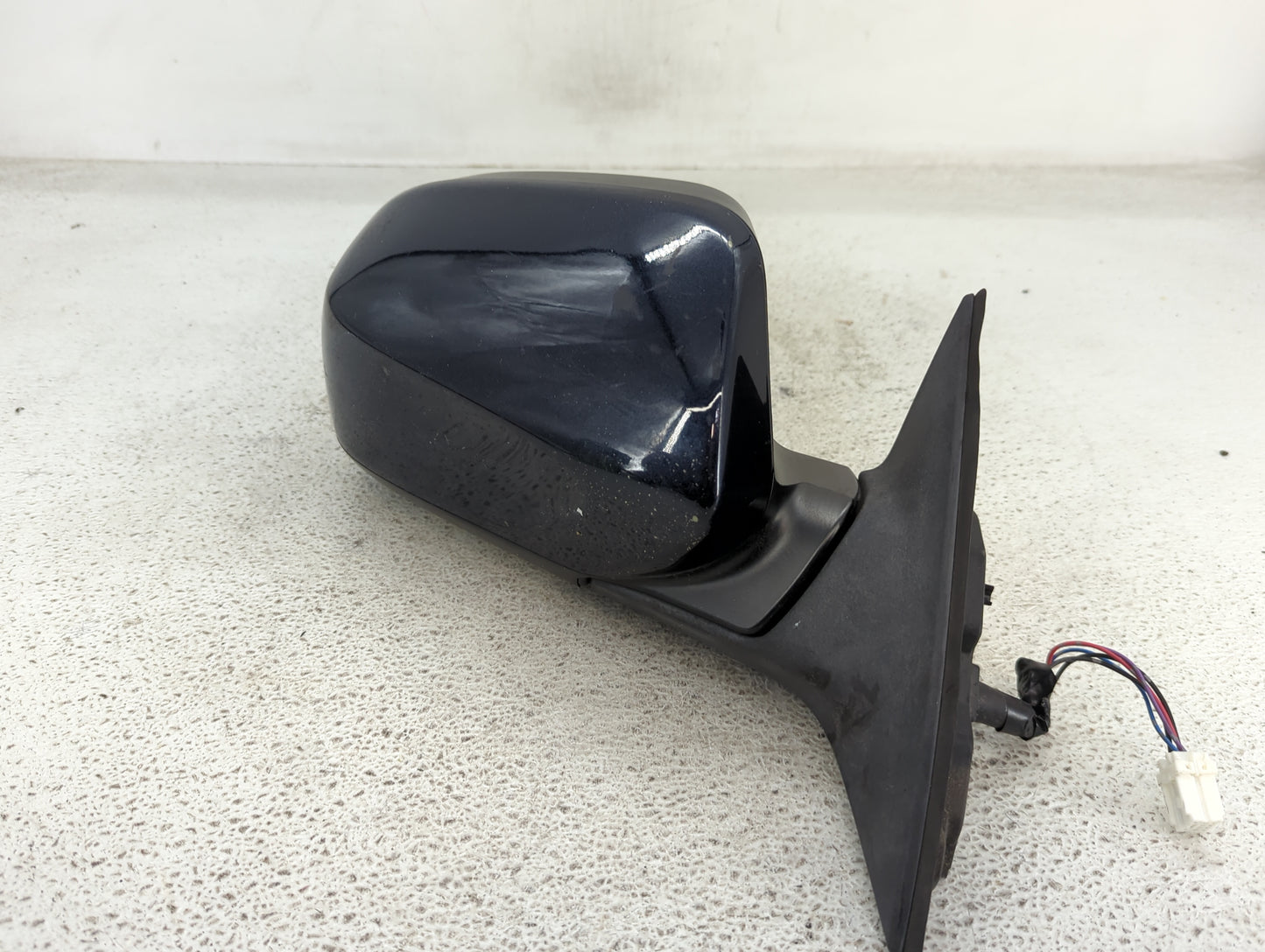 2011-2014 Subaru Legacy Passenger Side View Mirror - Right Door Mirror OEM Used - Oemusedautoparts1.com