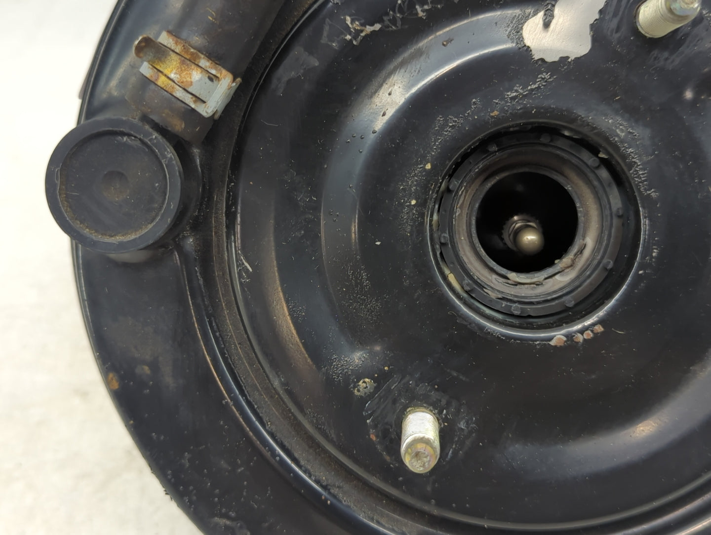 2010-2014 Subaru Legacy Power Brake Booster Oem - Oemusedautoparts1.com
