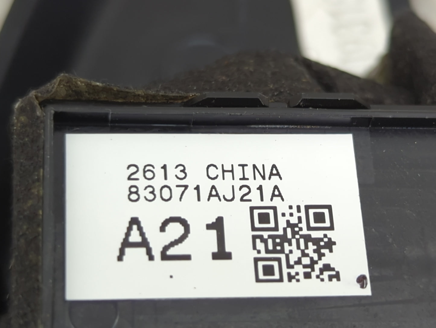 2013-2014 Subaru Legacy Passenger Right Power Window Switch 83071aj21a - Oemusedautoparts1.com