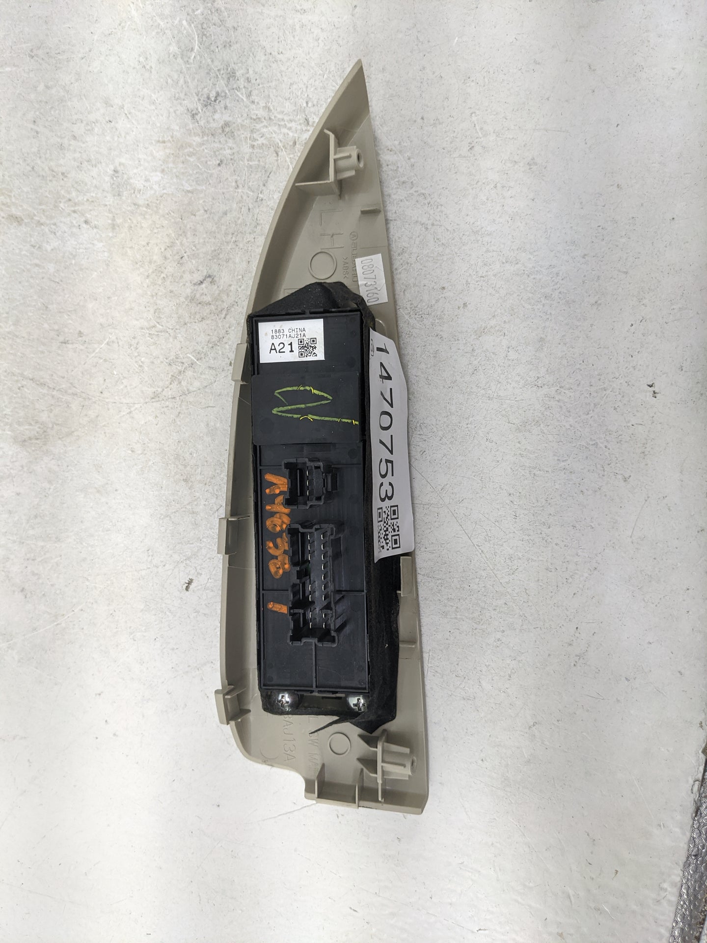 2013-2014 Subaru Legacy Master Power Window Switch Replacement Driver Side Left P/N:83071AJ21A Fits Fits 2013 2014 OEM Used 