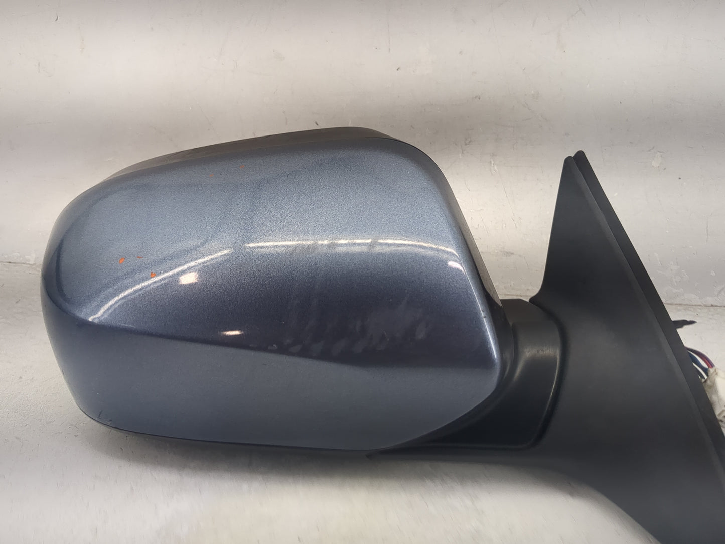 2011-2014 Subaru Legacy Passenger Side View Mirror - Right Door Mirror OEM Used - Oemusedautoparts1.com