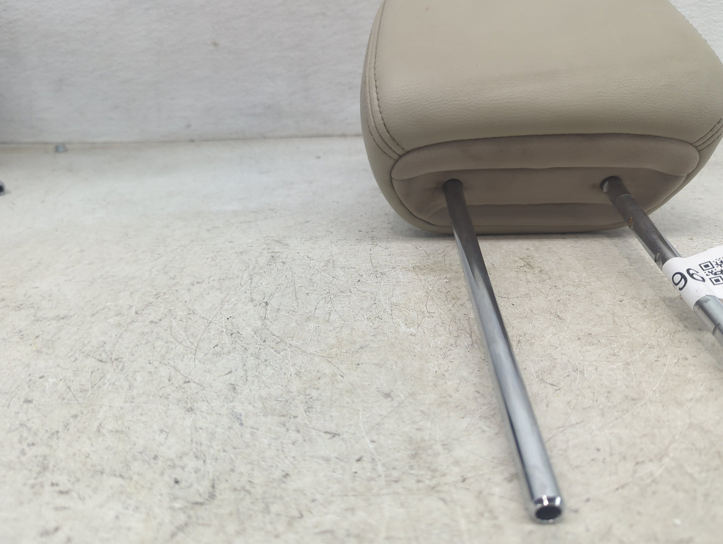 2014 Subaru Legacy Headrest Head Rest Front Driver Passenger Seat Fits OEM Used Auto Parts - Oemusedautoparts1.com