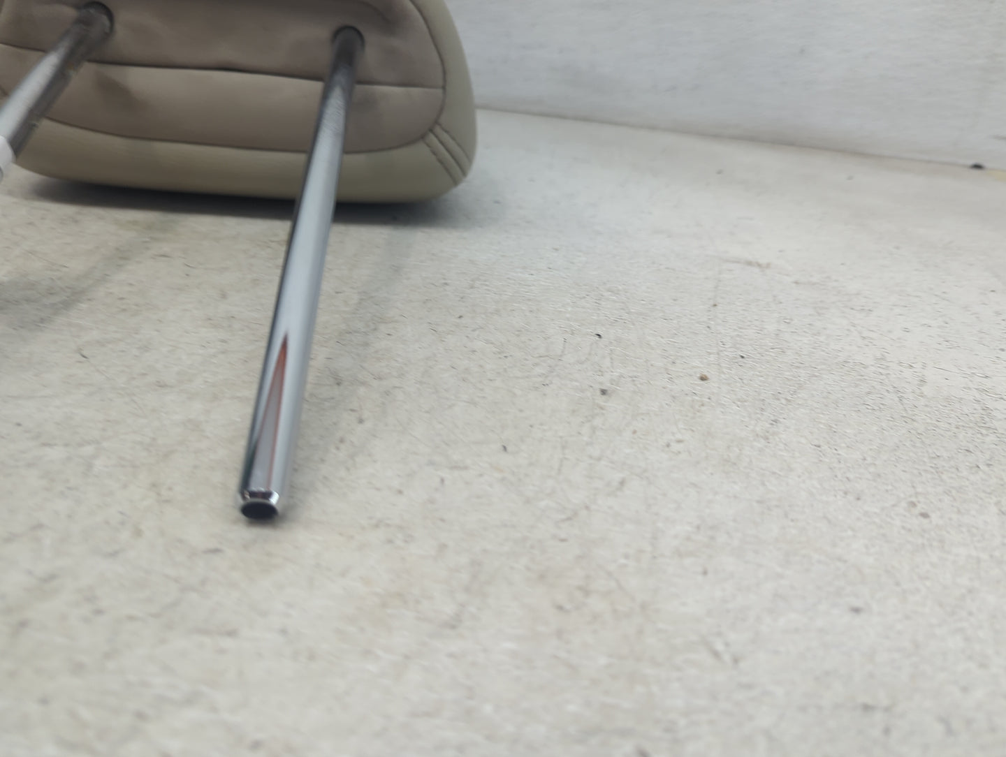 2014 Subaru Legacy Headrest Head Rest Front Driver Seat Tan - Oemusedautoparts1.com