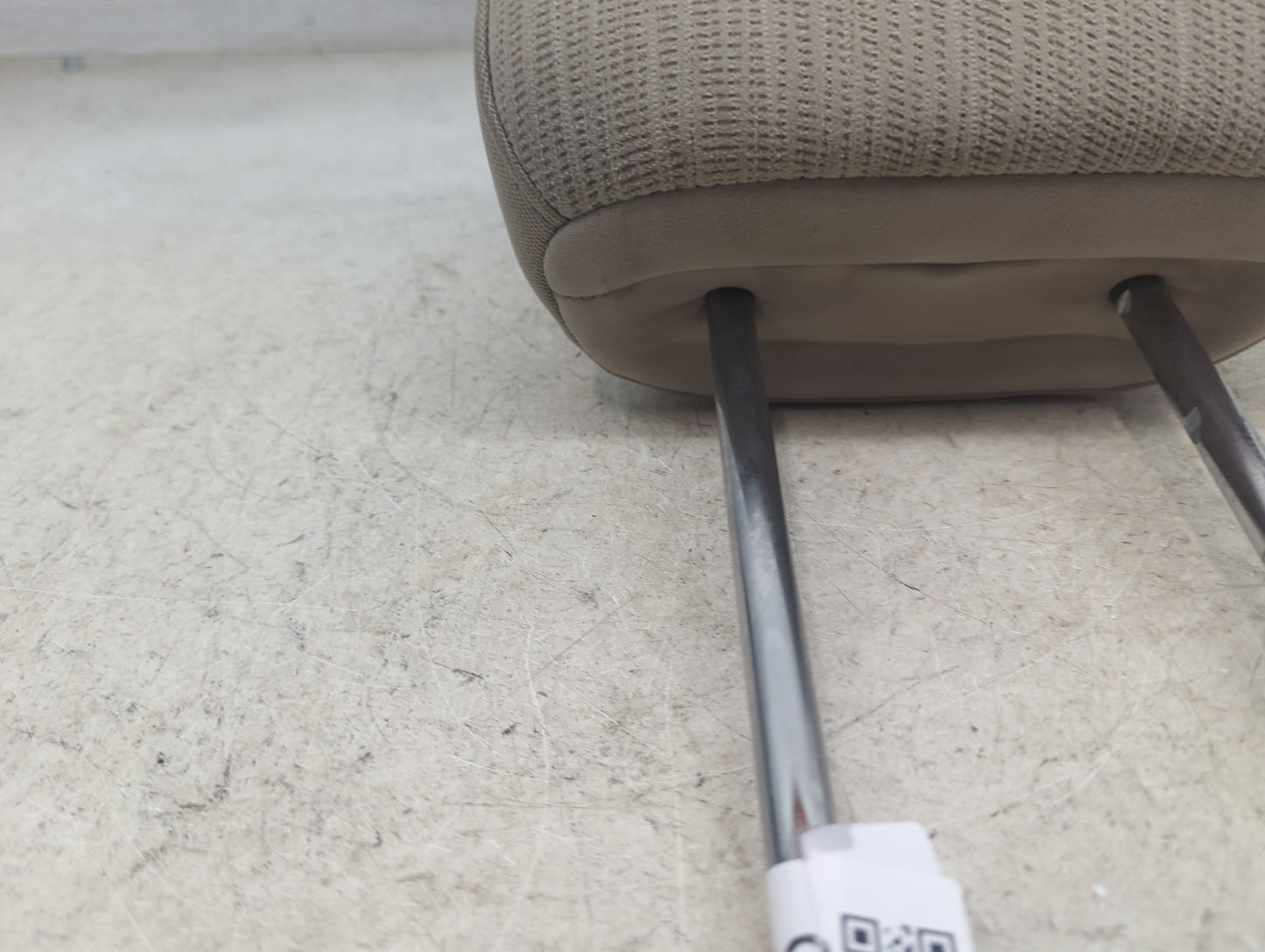 2014 Subaru Legacy Headrest Head Rest Front Driver Seat Light Tan - Oemusedautoparts1.com