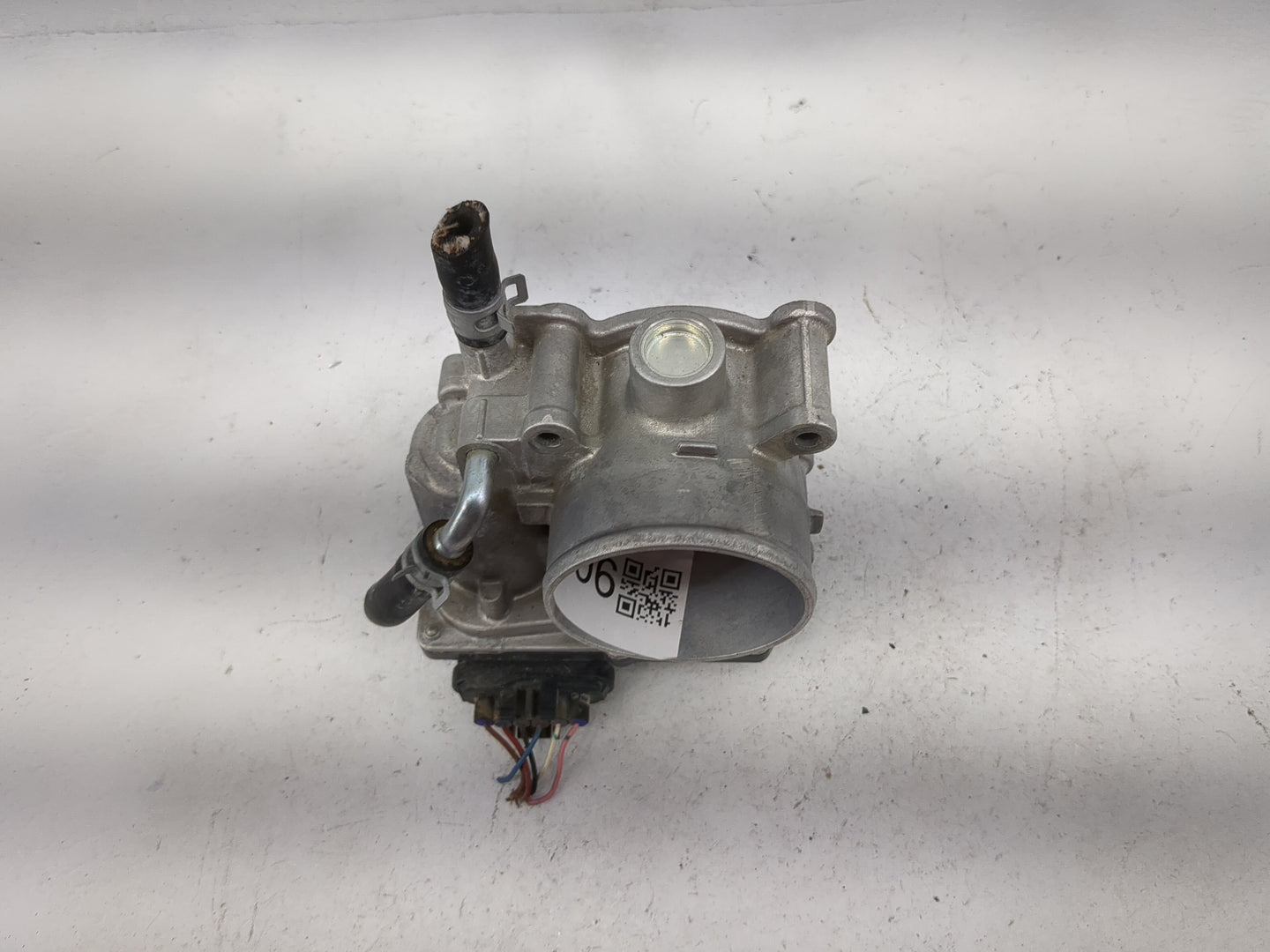 2013-2019 Subaru Legacy Throttle Body P/N:16112AA38A 110201780 Fits Fits 2013 2014 2015 2016 2017 2018 2019 OEM Used Auto Pa