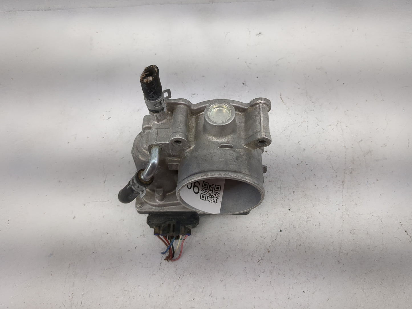 2013-2019 Subaru Legacy Throttle Body P/N:16112AA38A 110201780 Fits Fits 2013 2014 2015 2016 2017 2018 2019 OEM Used Auto Pa