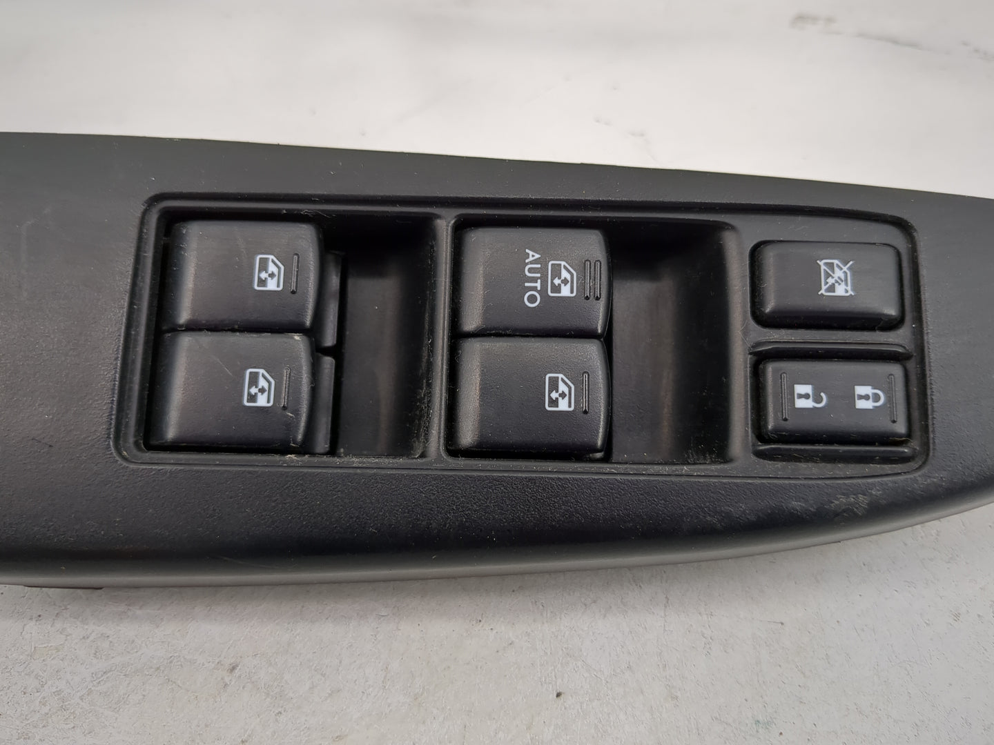 2013-2014 Subaru Legacy Master Power Window Switch Replacement Driver Side Left P/N:83071AJ21A Fits Fits 2013 2014 OEM Used 