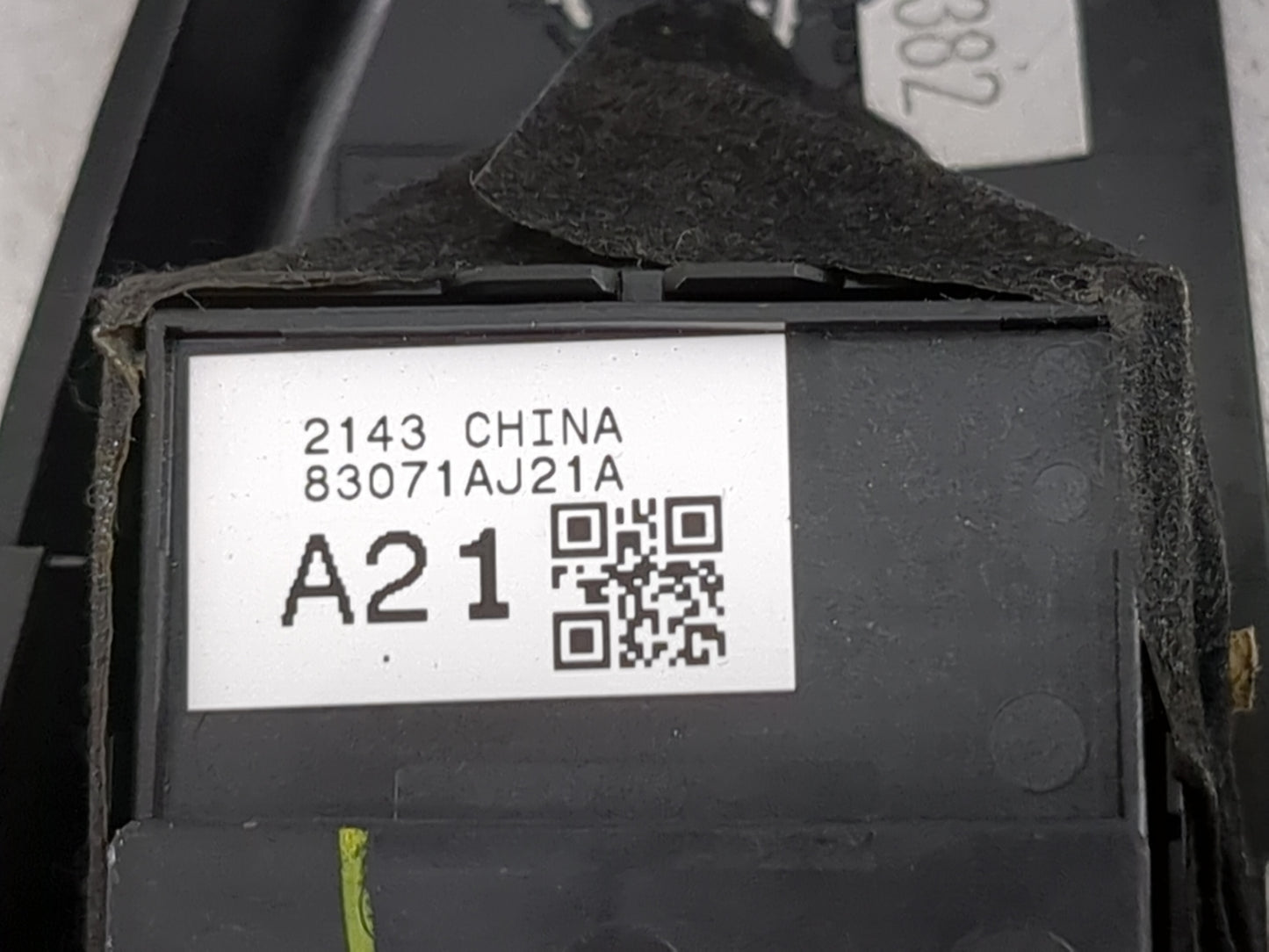 2013-2014 Subaru Legacy Master Power Window Switch Replacement Driver Side Left P/N:83071AJ21A Fits Fits 2013 2014 OEM Used 