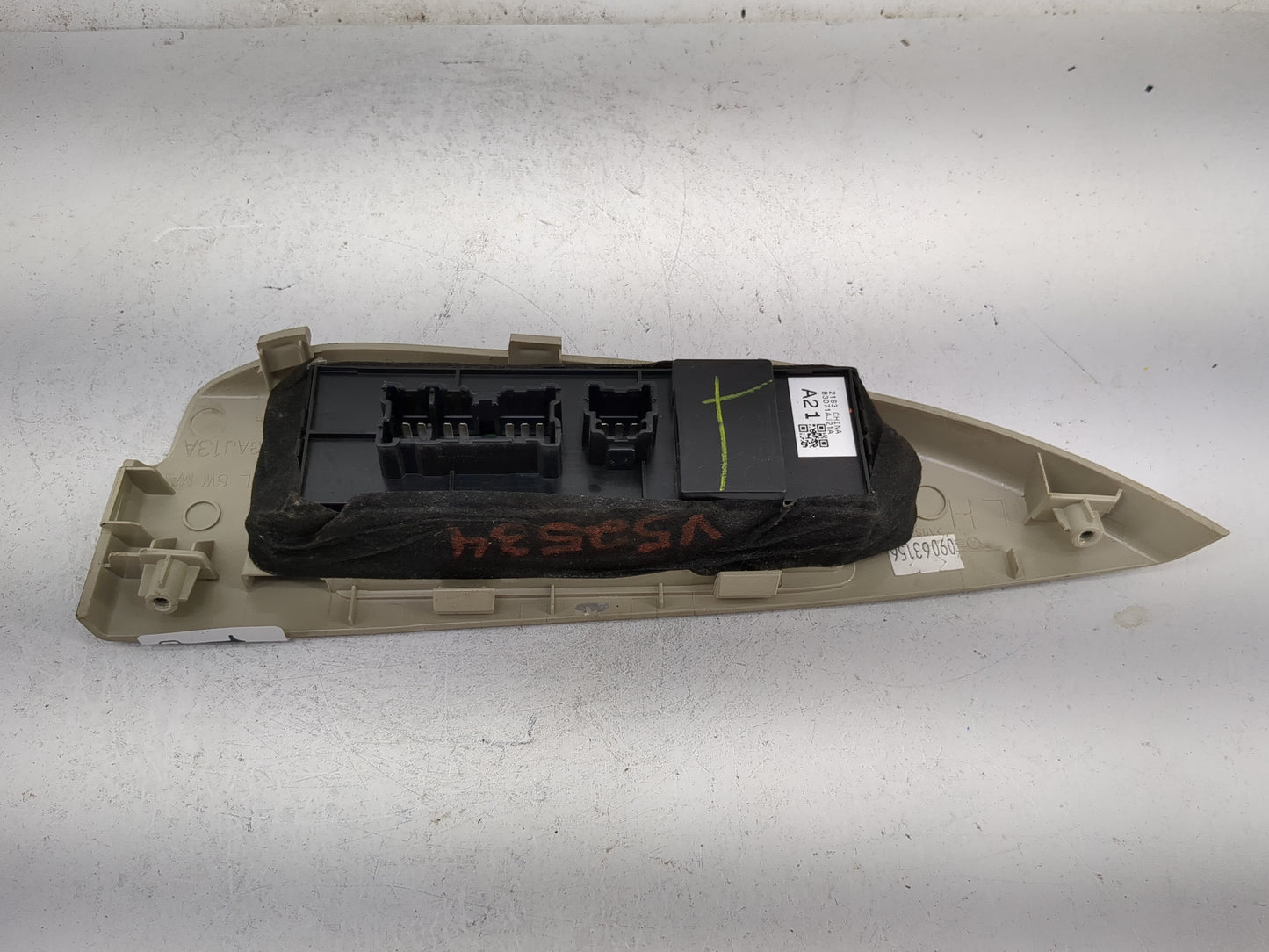 2013-2014 Subaru Legacy Master Power Window Switch Replacement Driver Side Left P/N:83071AJ21A Fits Fits 2013 2014 OEM Used 